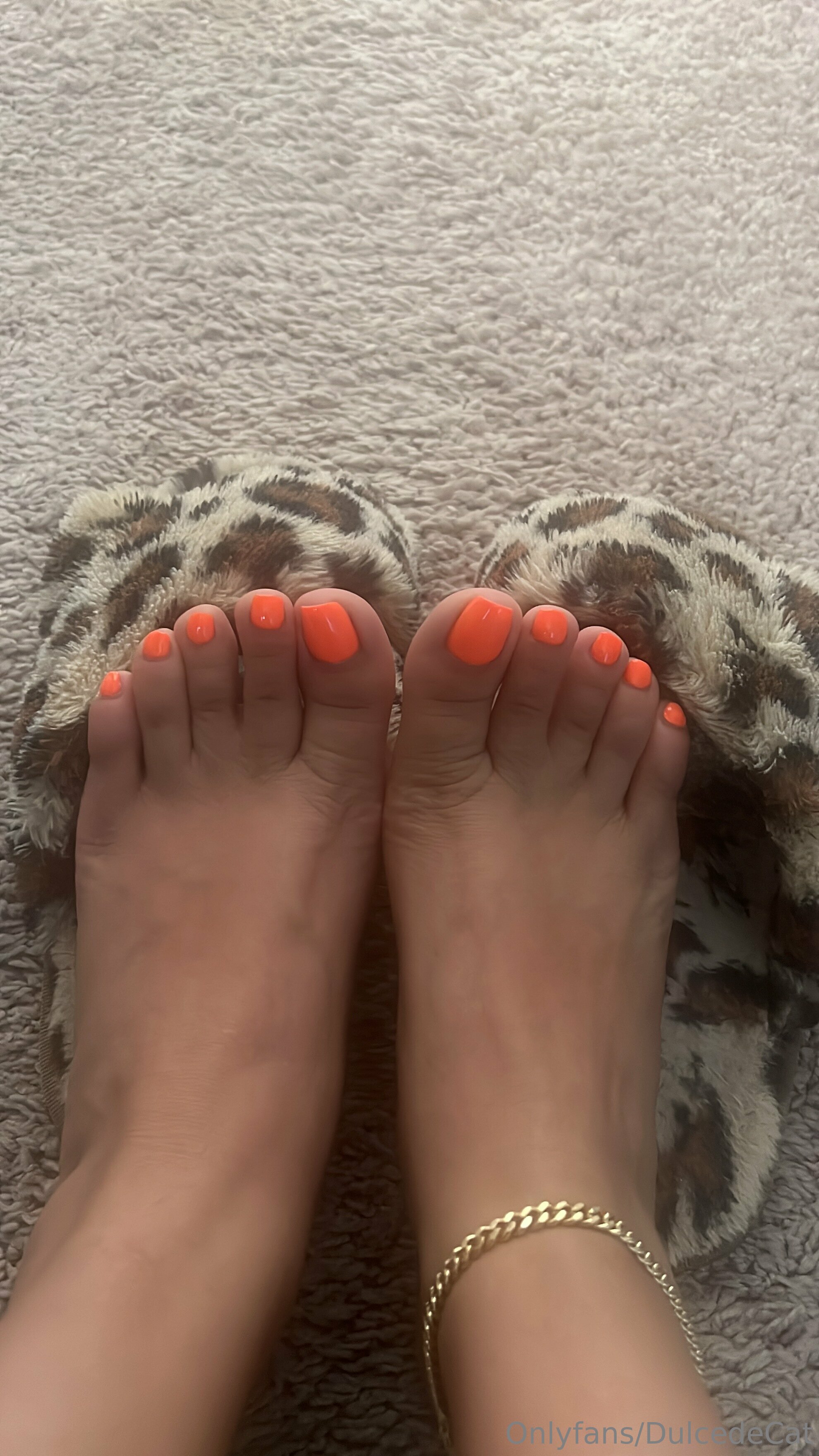 dulcedecat feet photo 18