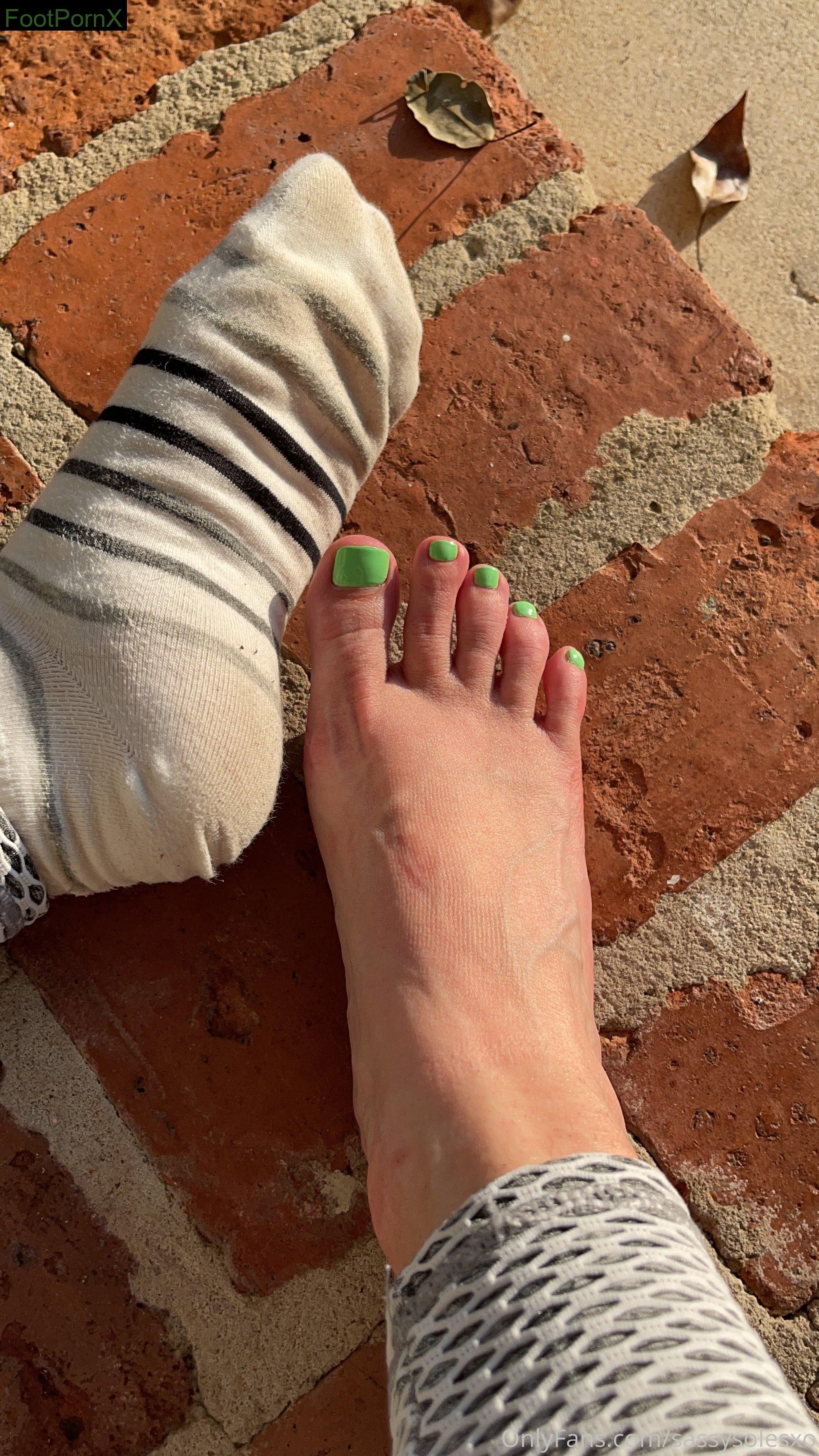 sassysolesxo feet photo 19