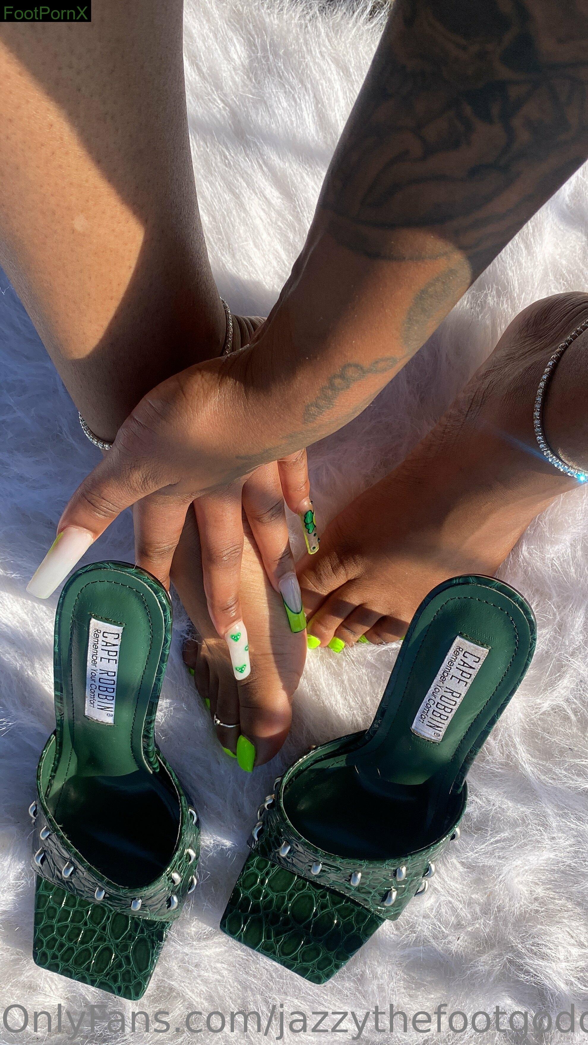 jazzythefootgoddess feet photo 19