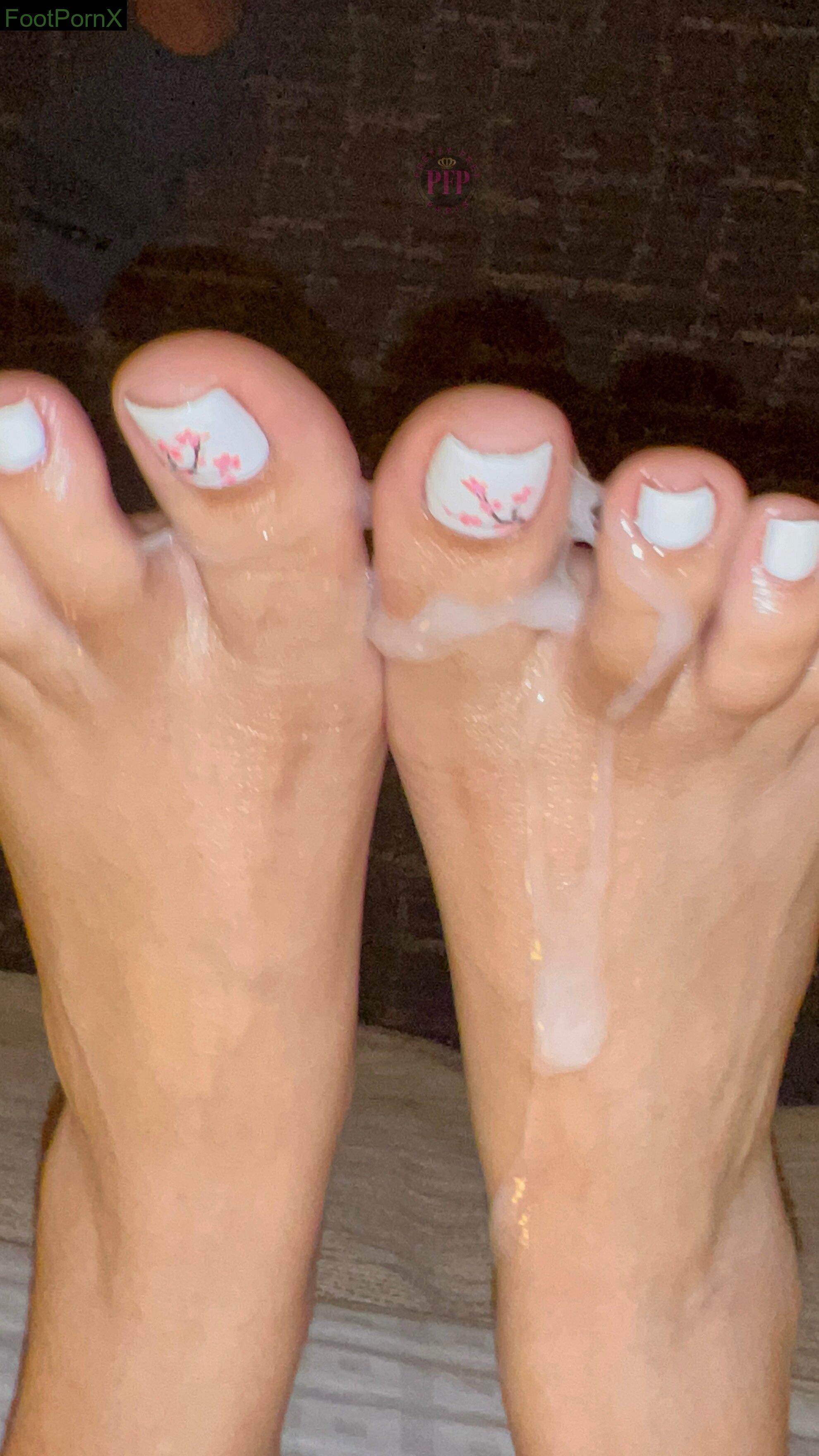 PrettyFeetParis feet photo 16