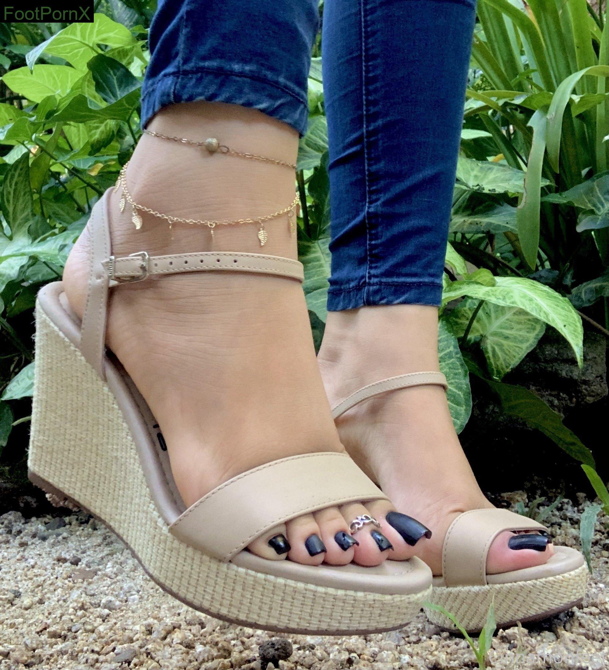 cinnamonfeet2 feet photo 15