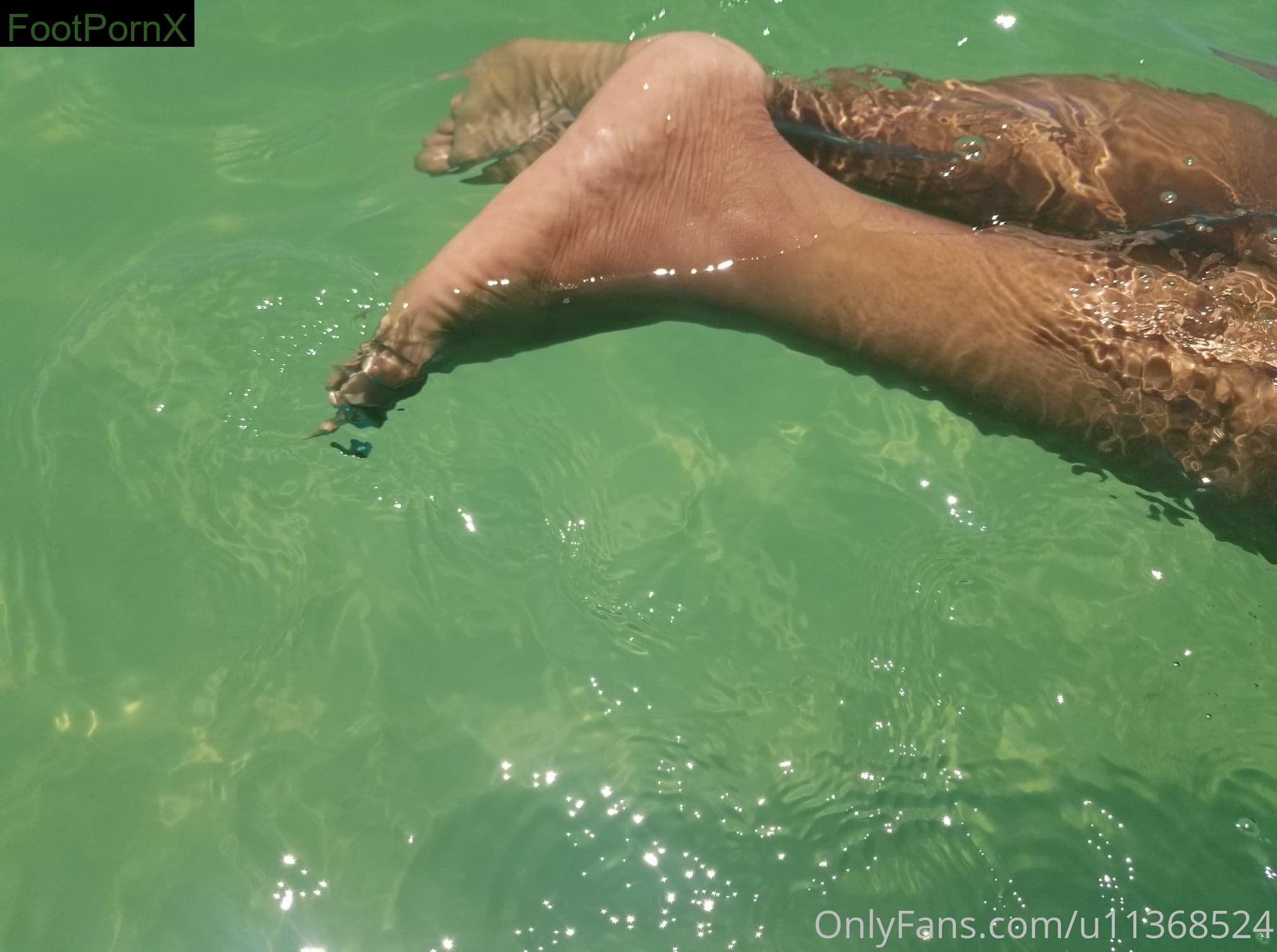 rydernicole86 feet photo 1