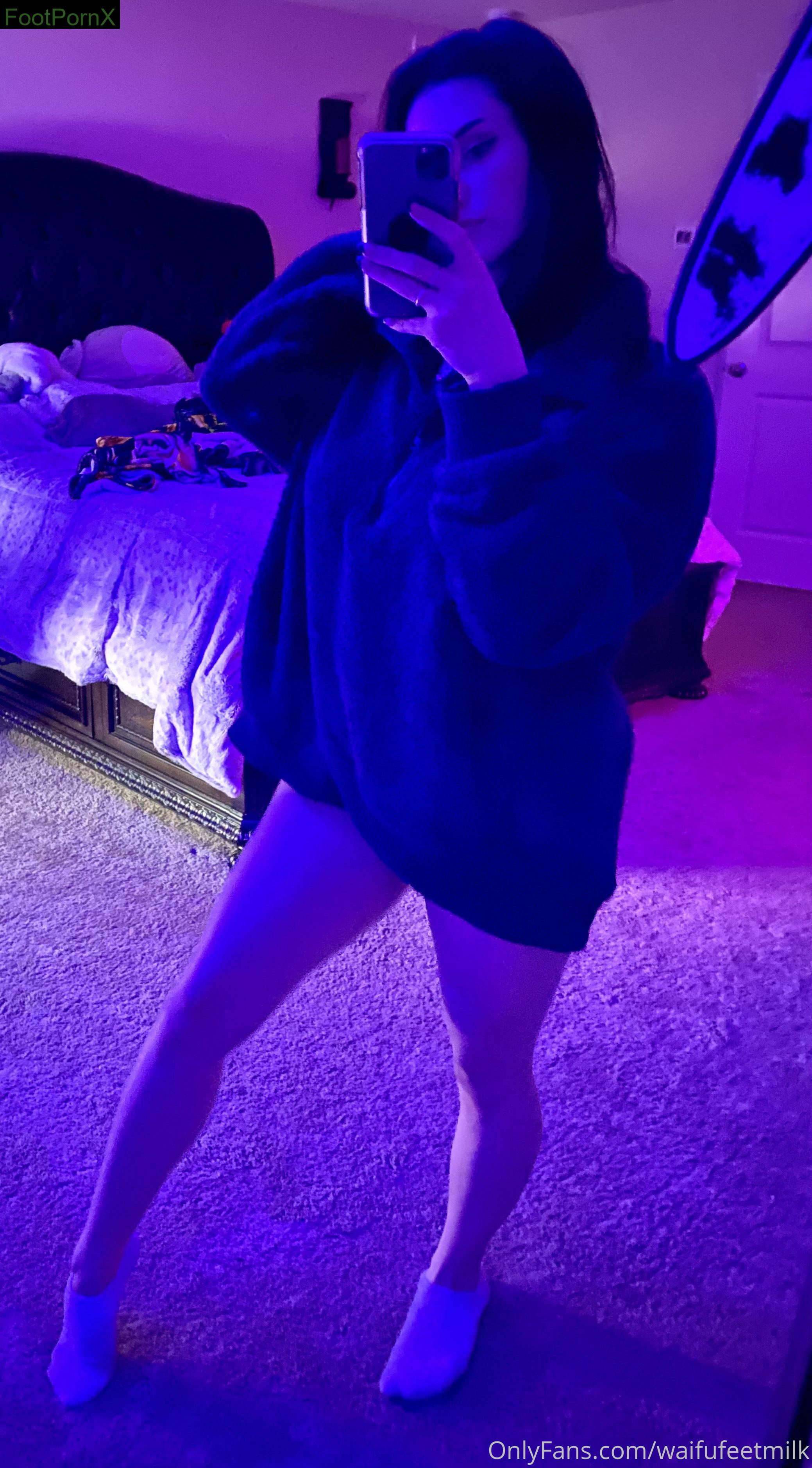 waifufeetmilk feet photo 19