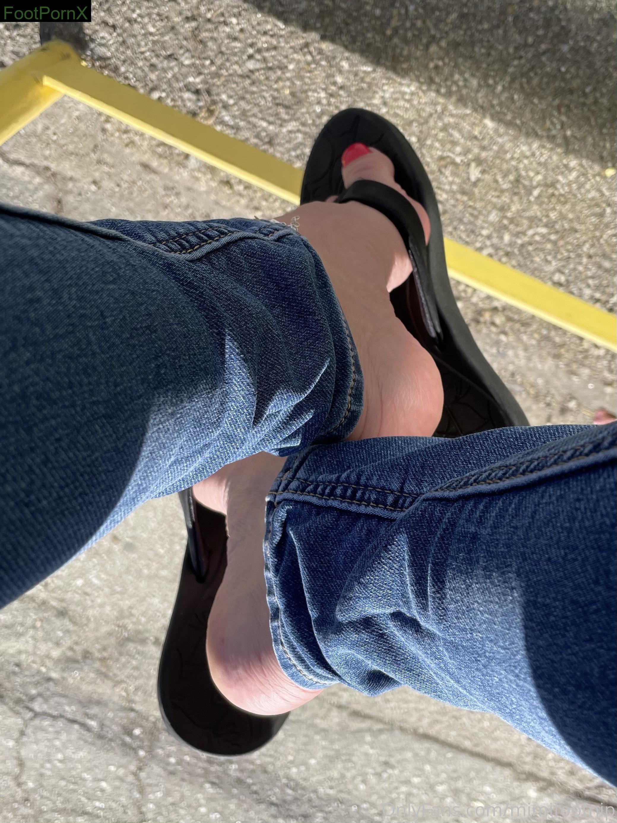 mimifootnip feet photo 22