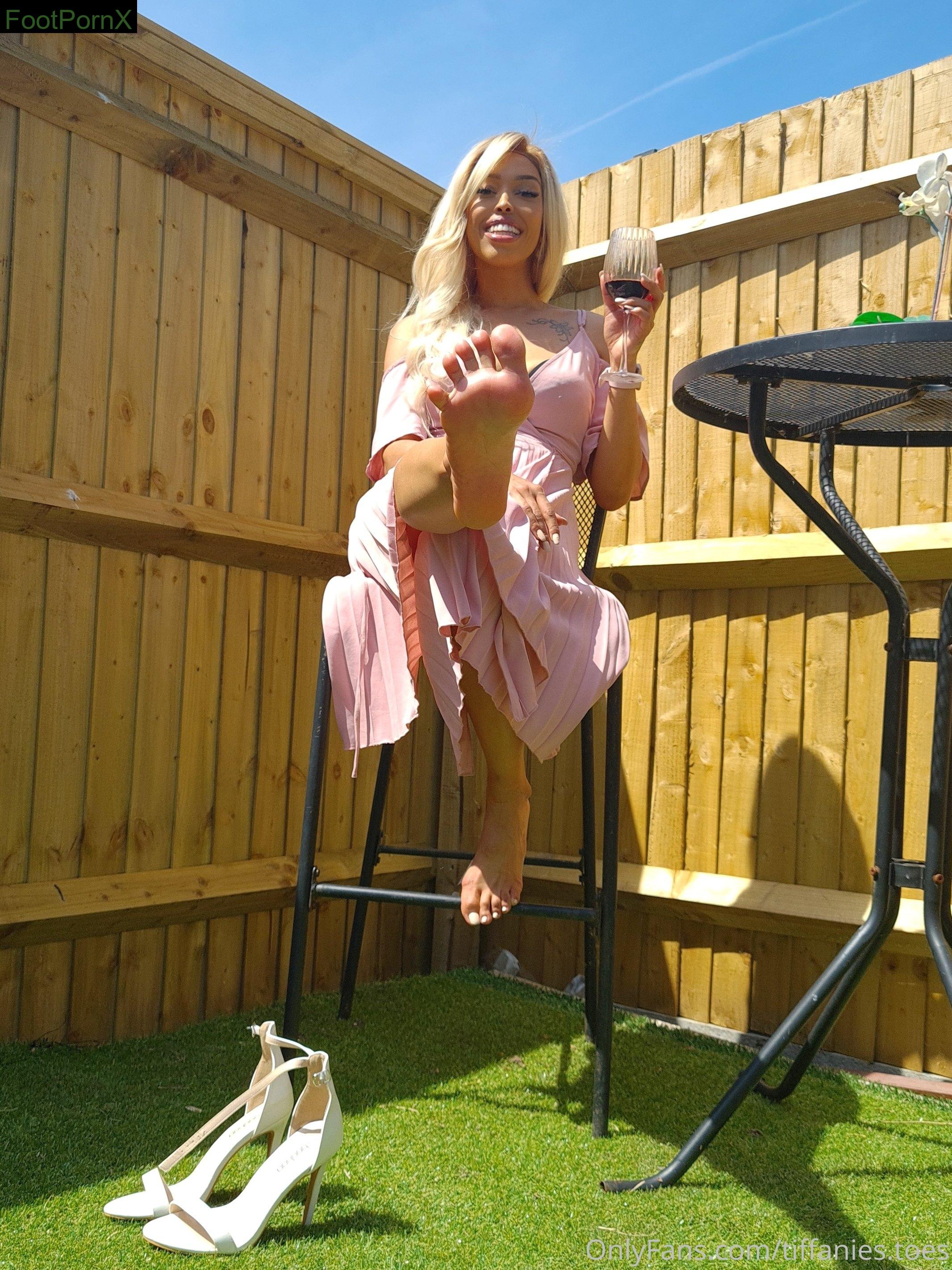 tiffanies.toes feet photo 7