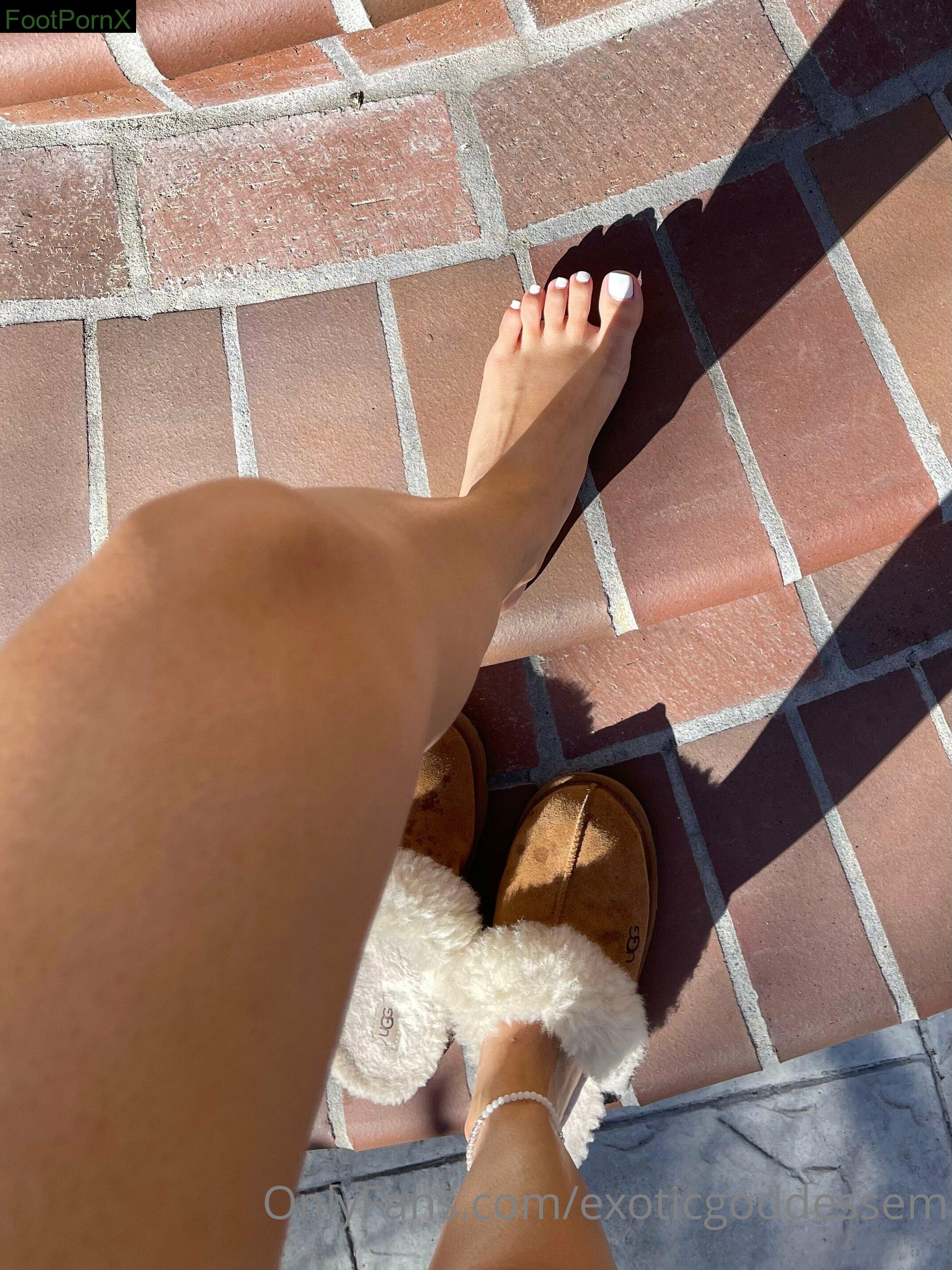 exoticgoddessem feet photo 10