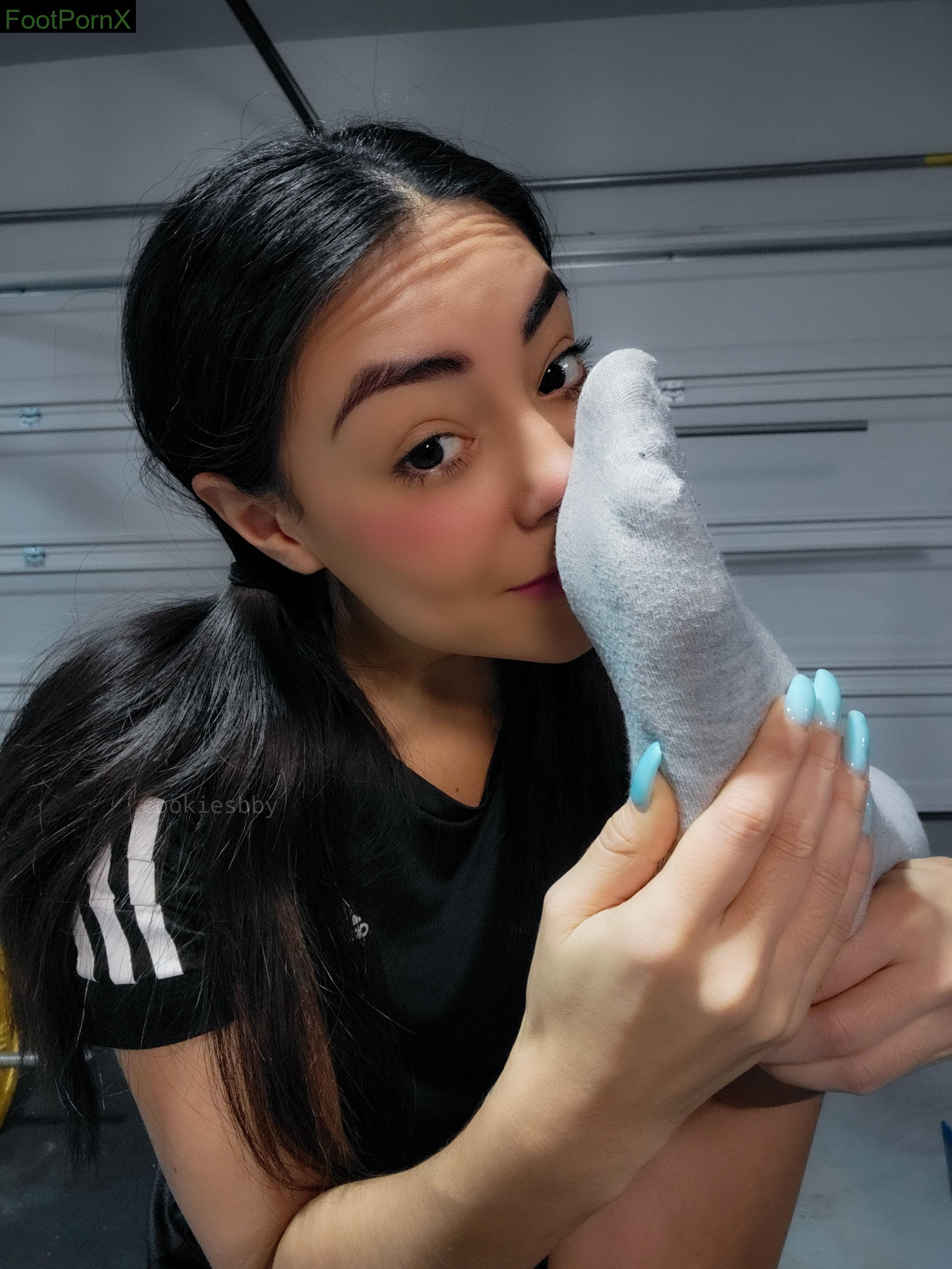cookiesbby feet photo 4