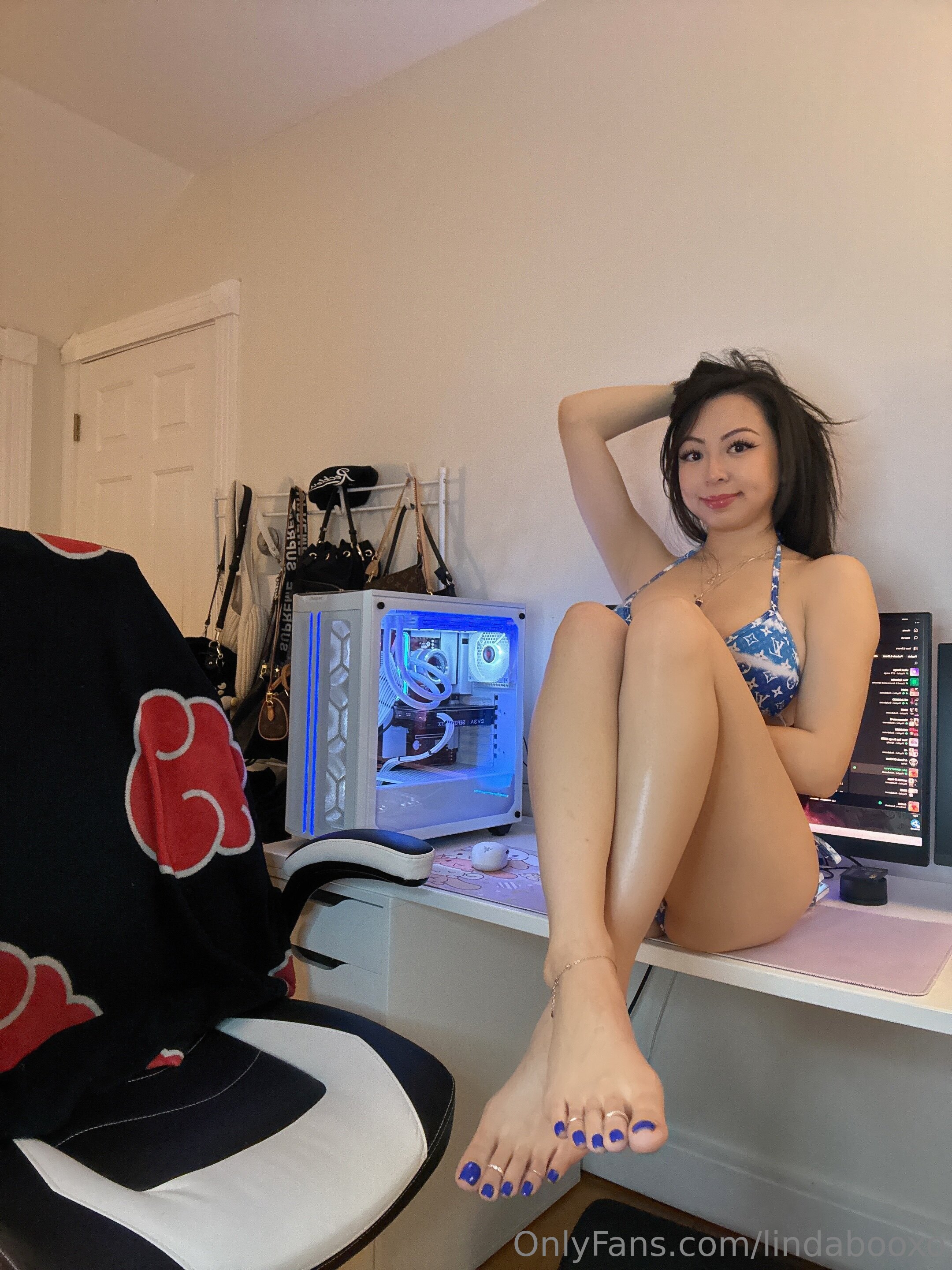 lindabooxo feet photo 20