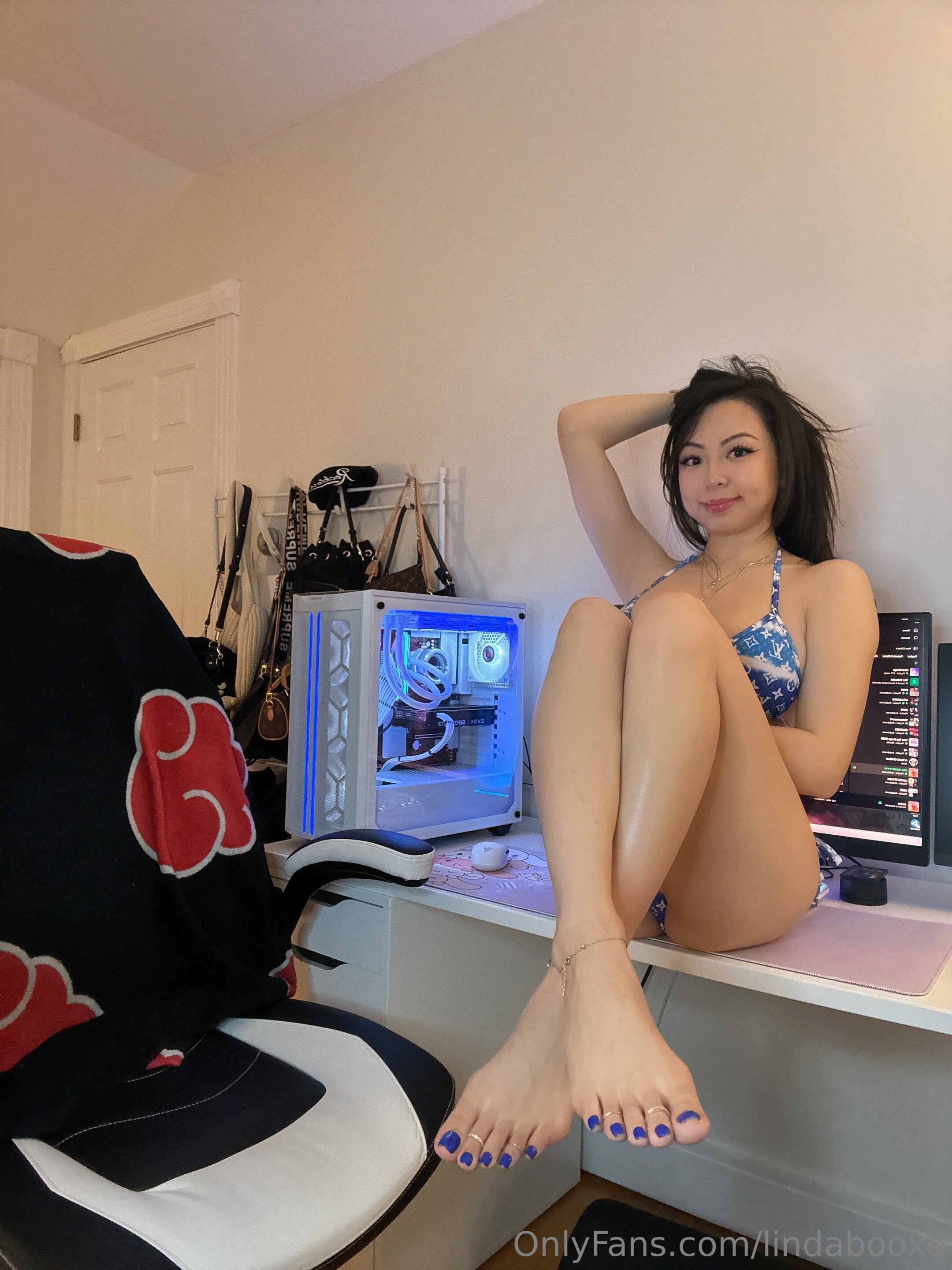 lindabooxo feet photo 24