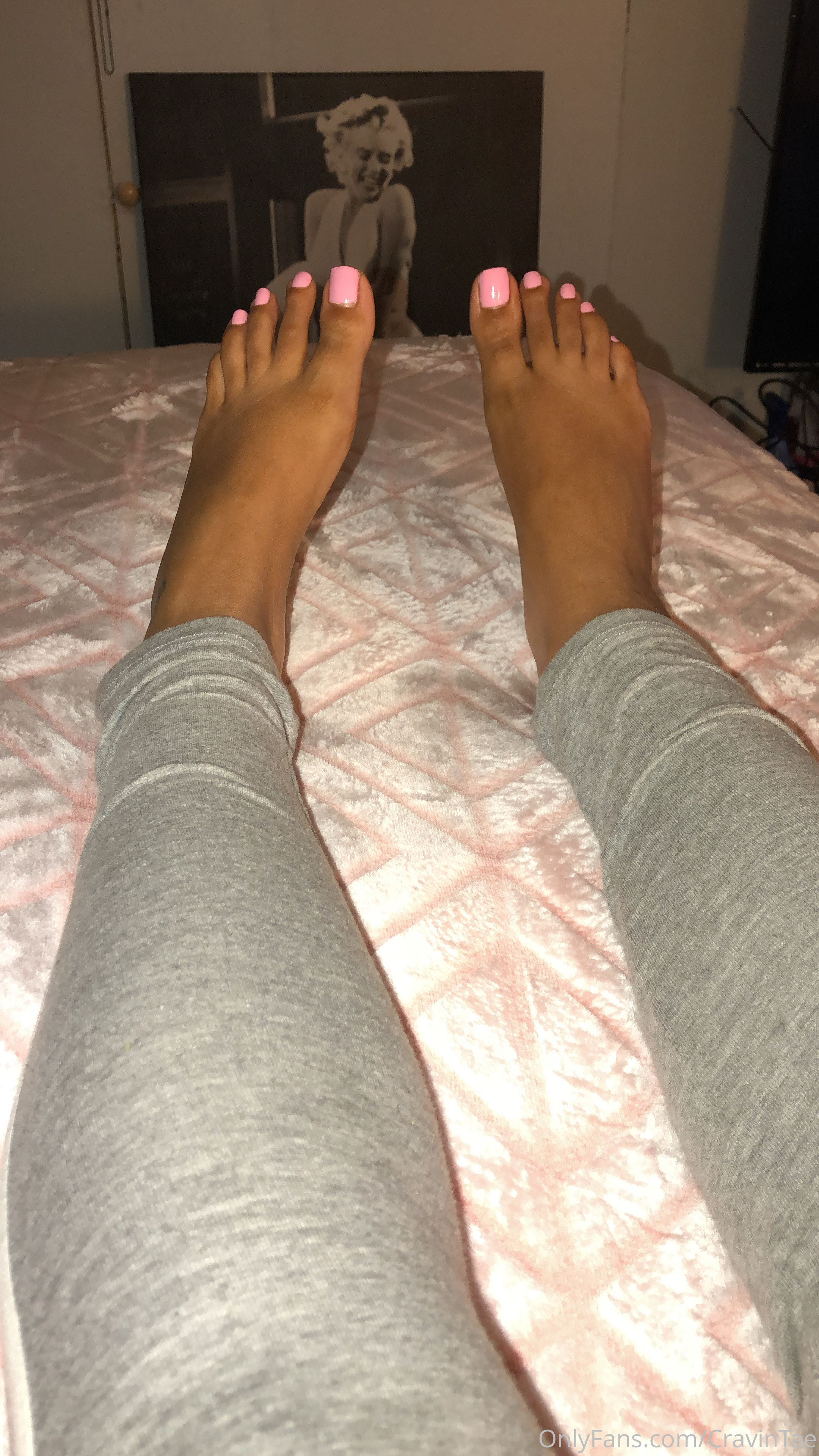 cravintae feet photo 14