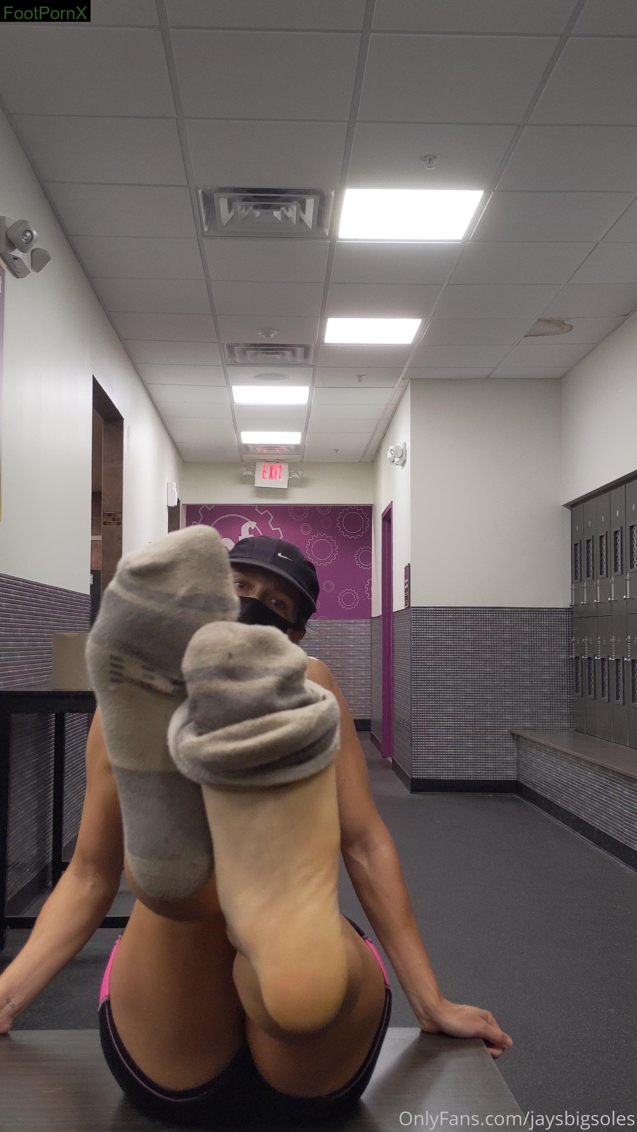 jaysbigsoles feet photo 7