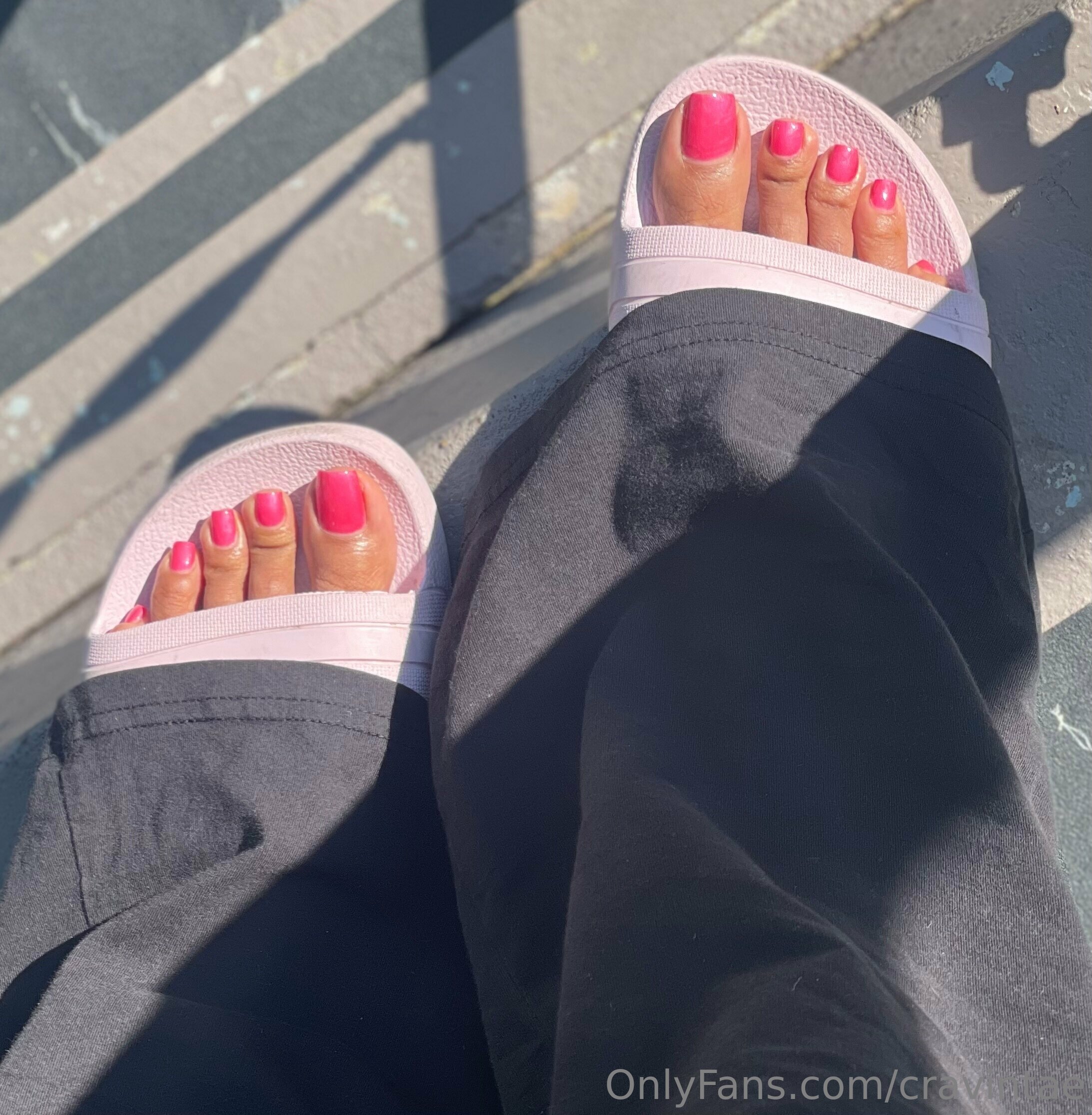cravintae feet photo 8