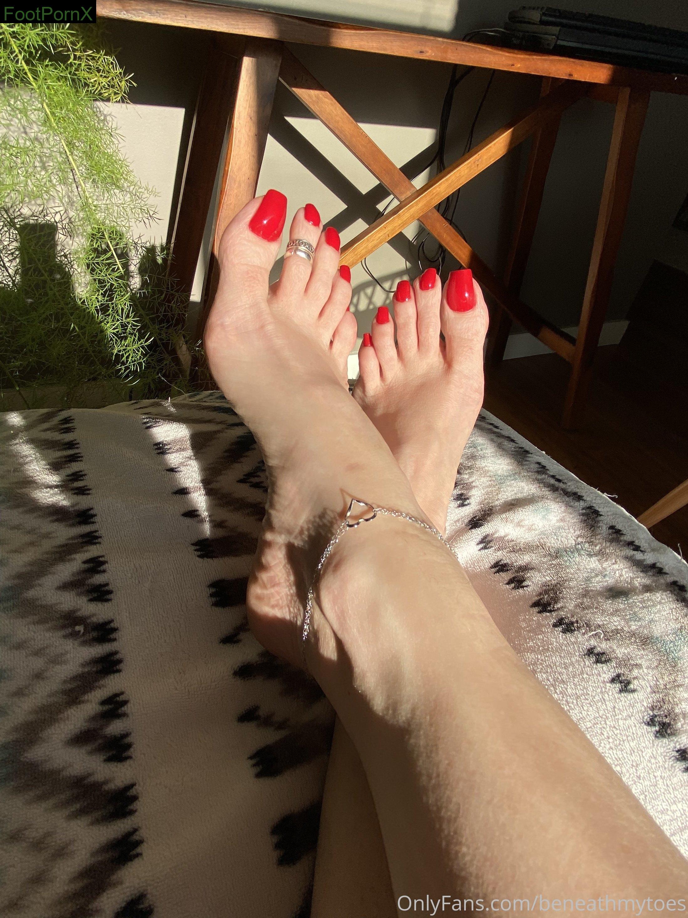 beneathmytoes feet photo 22