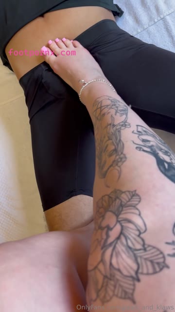 paws_and_klaws bbw footjob white toes 4