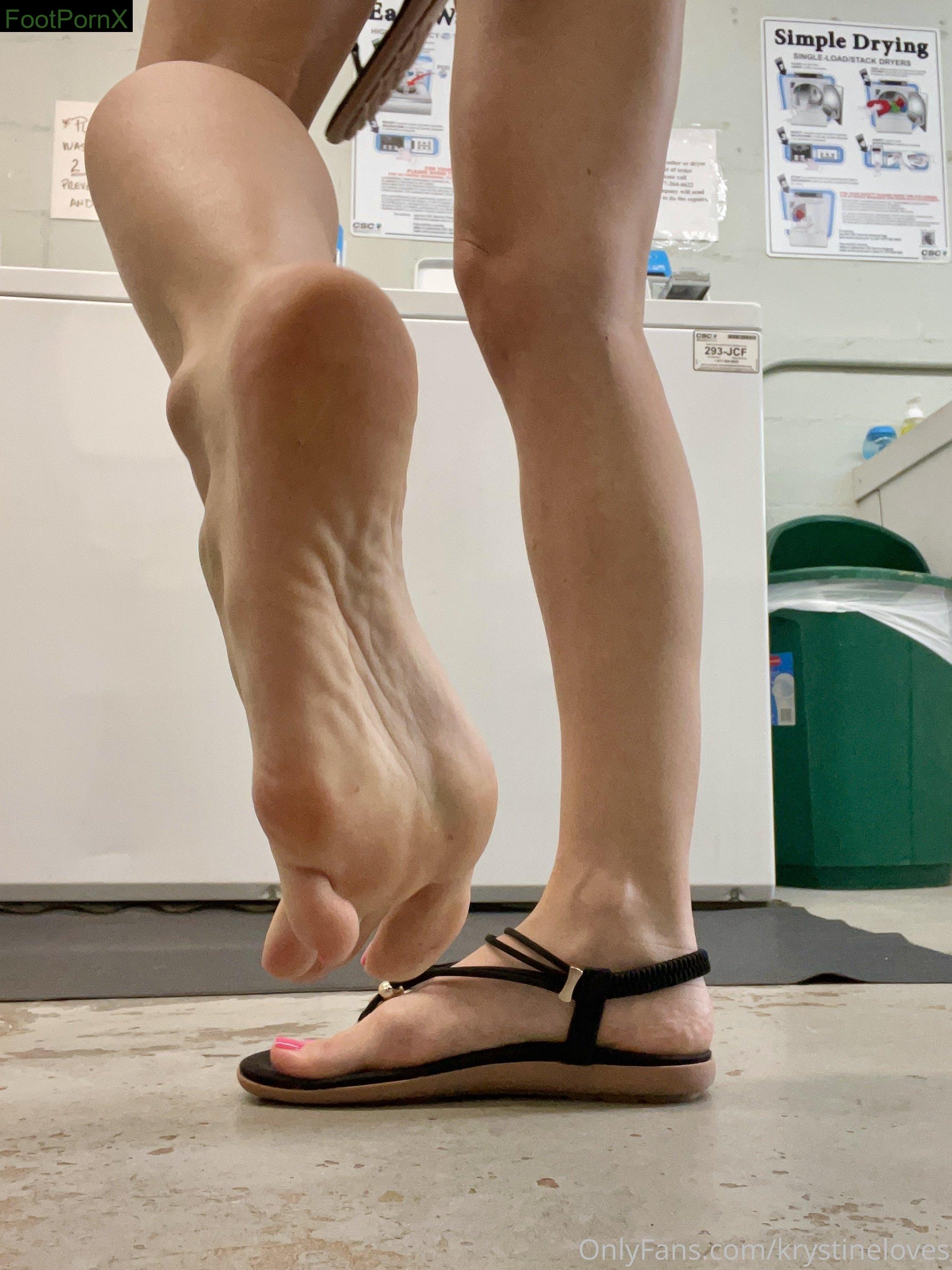 yogafootqueen feet photo 1