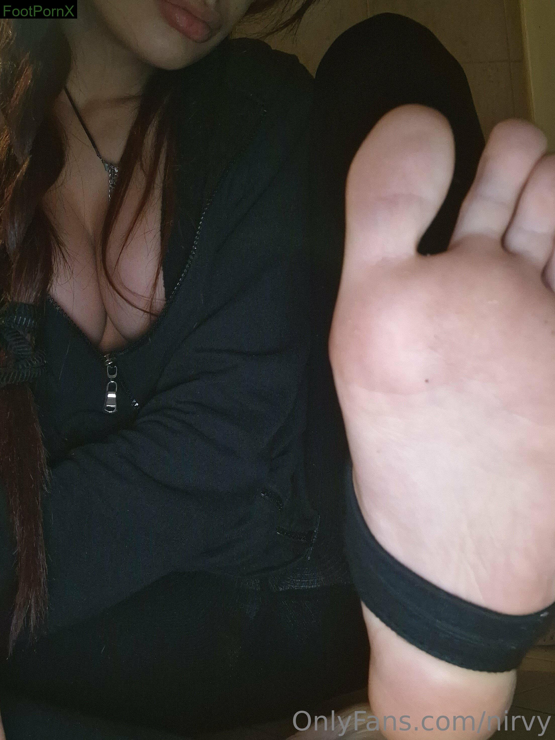 nirvy feet photo 19