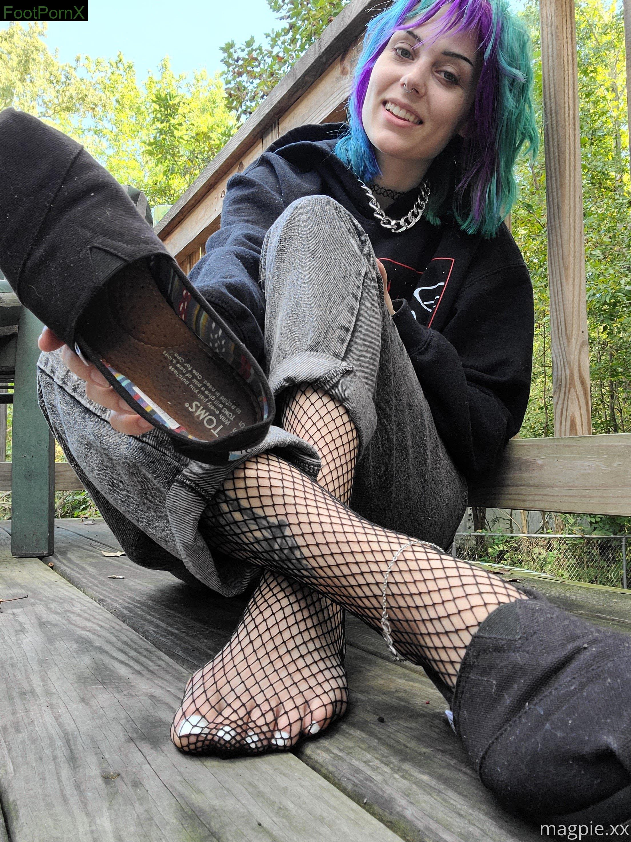 liltittypunkgf feet photo 20