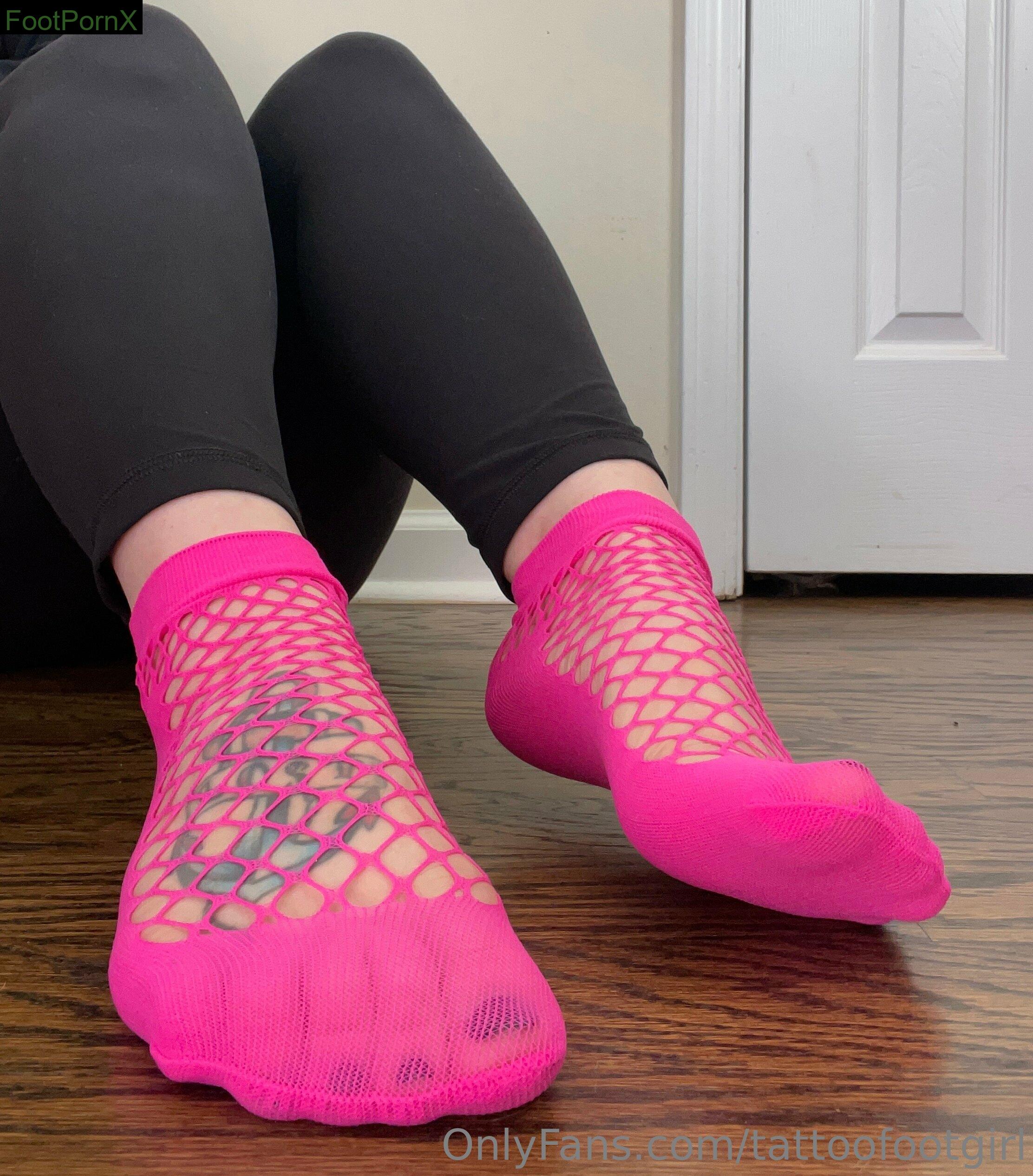 tattoofootgirl feet photo 5