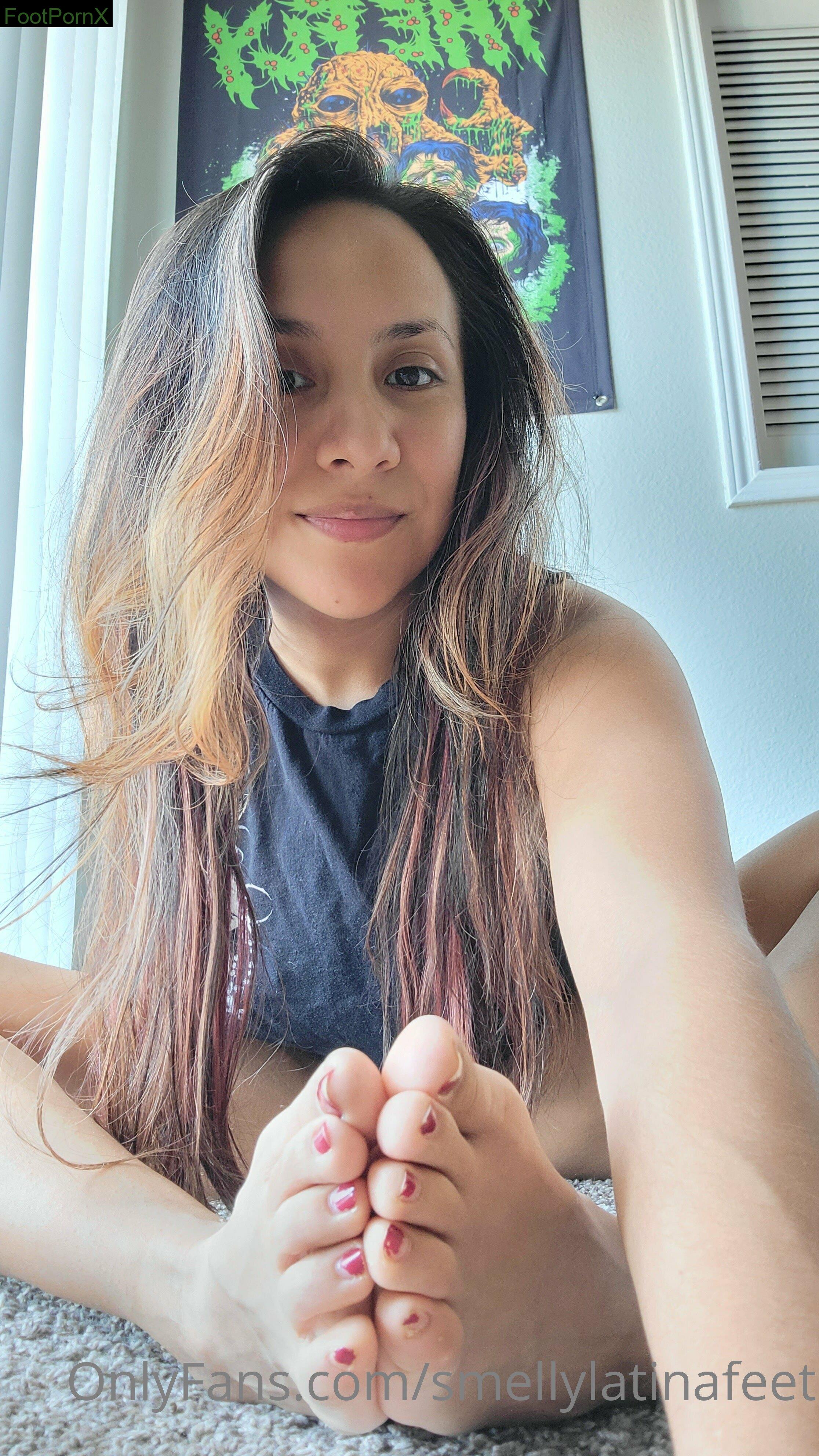 smellylatinafeet feet photo 19