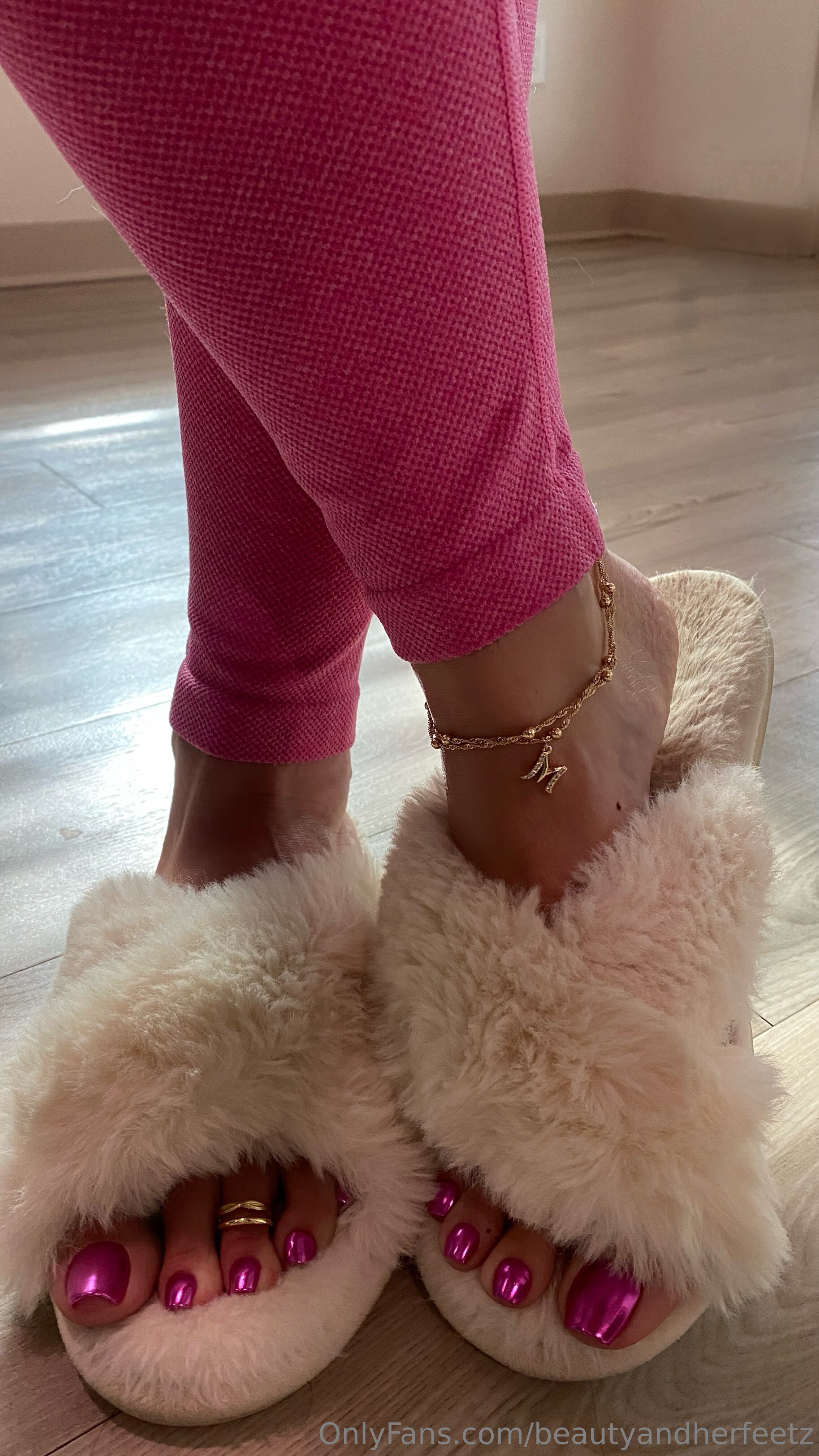 beautyandherfeetz feet photo 11