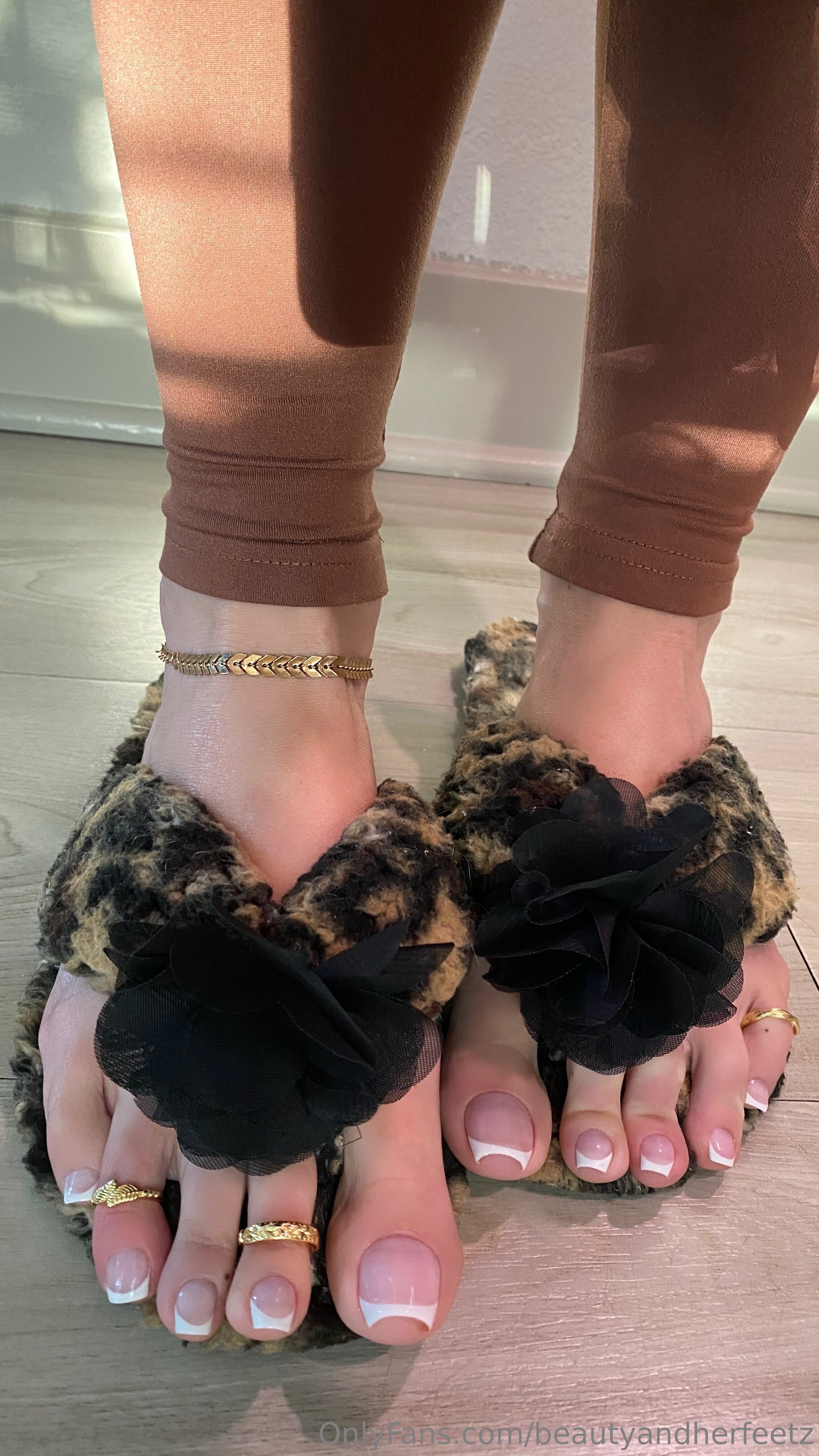 beautyandherfeetz feet photo 5