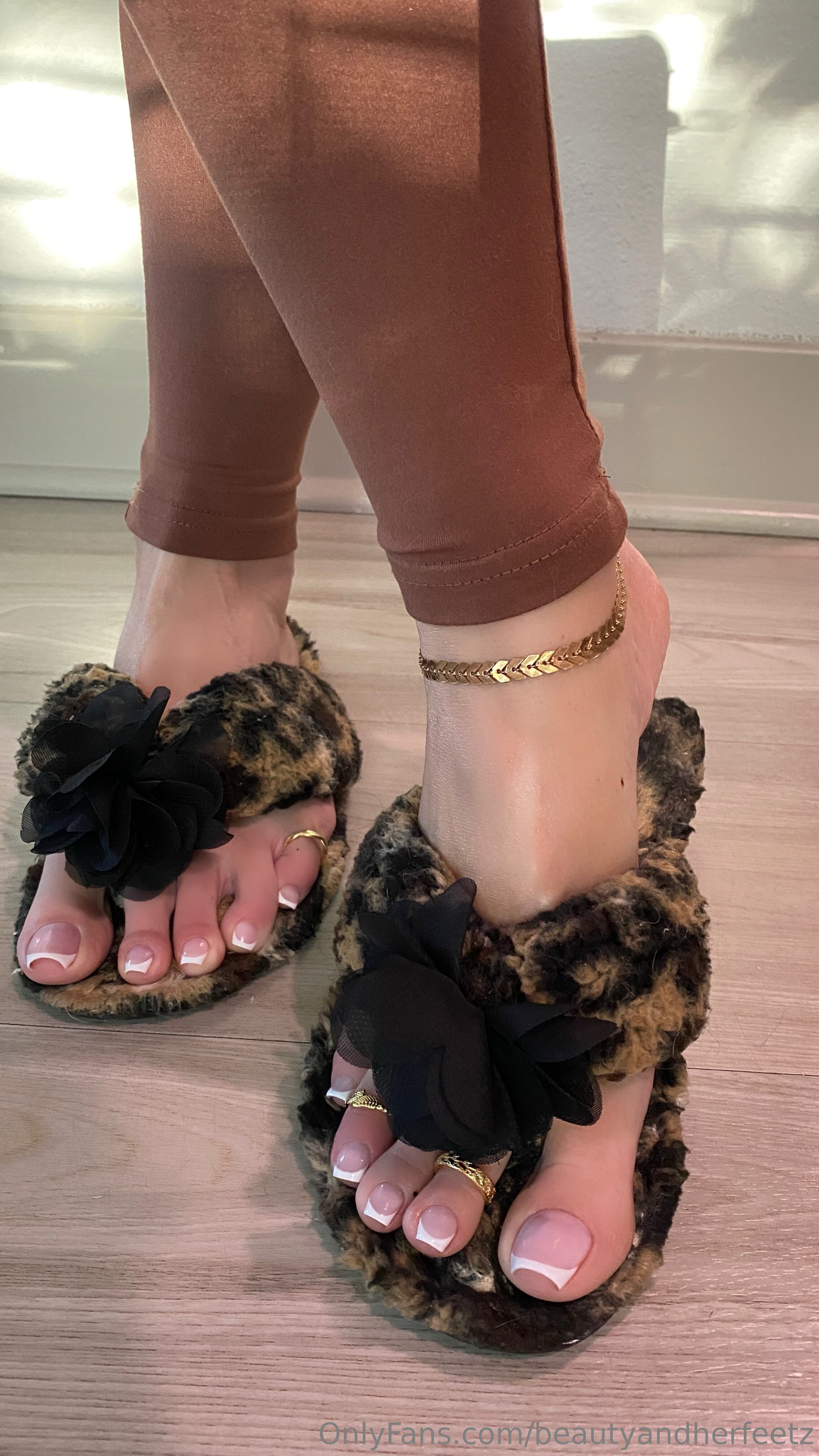 beautyandherfeetz feet photo 21