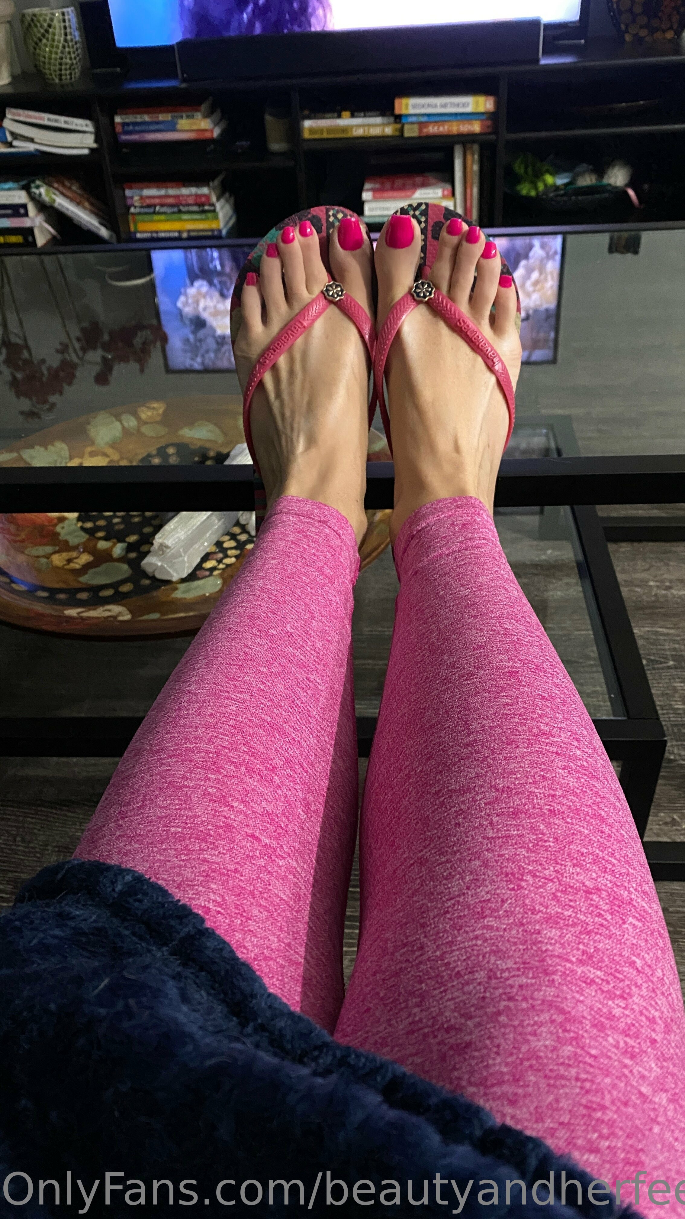 beautyandherfeetz feet photo 14