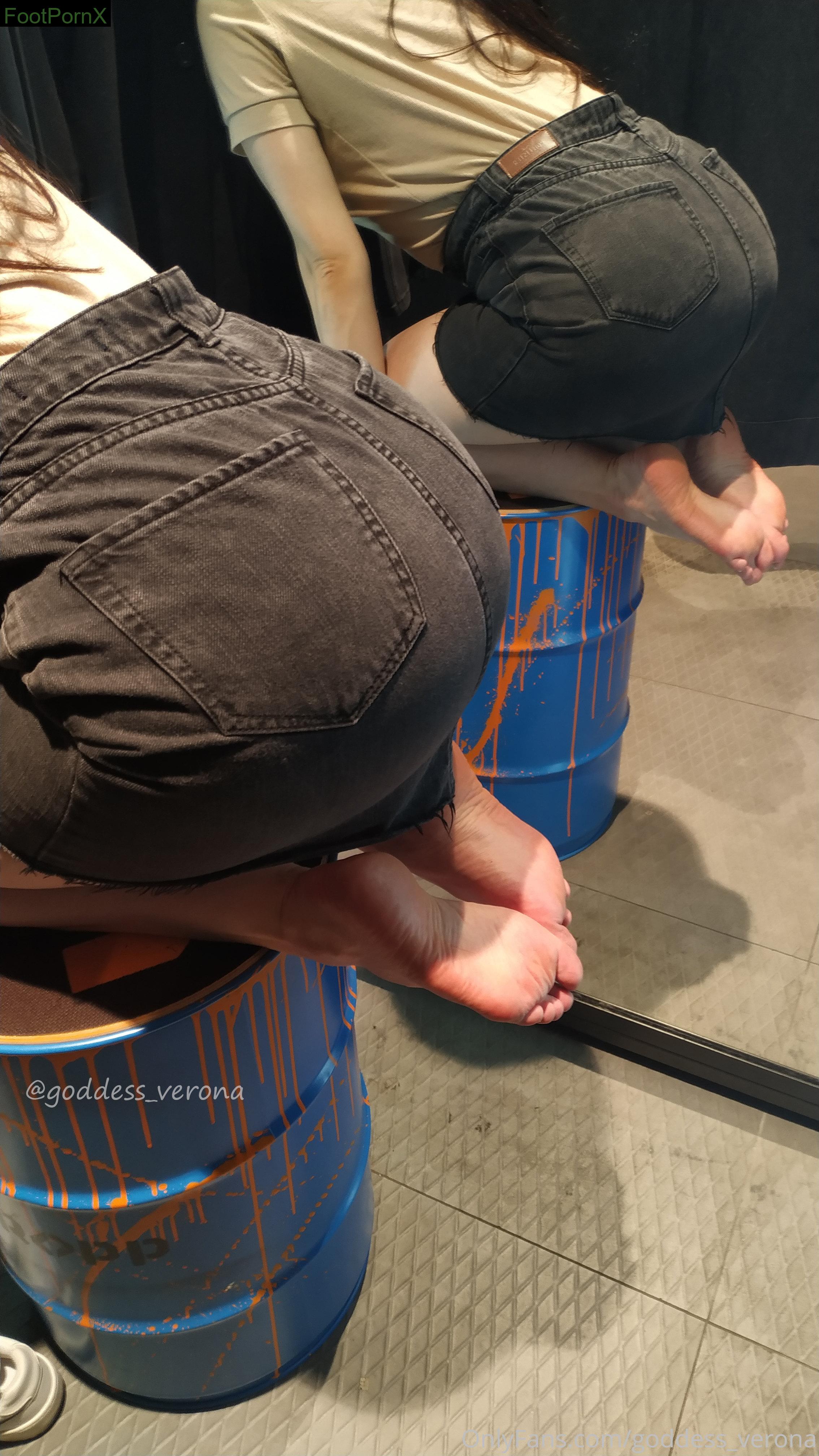 goddess_verona feet photo 14