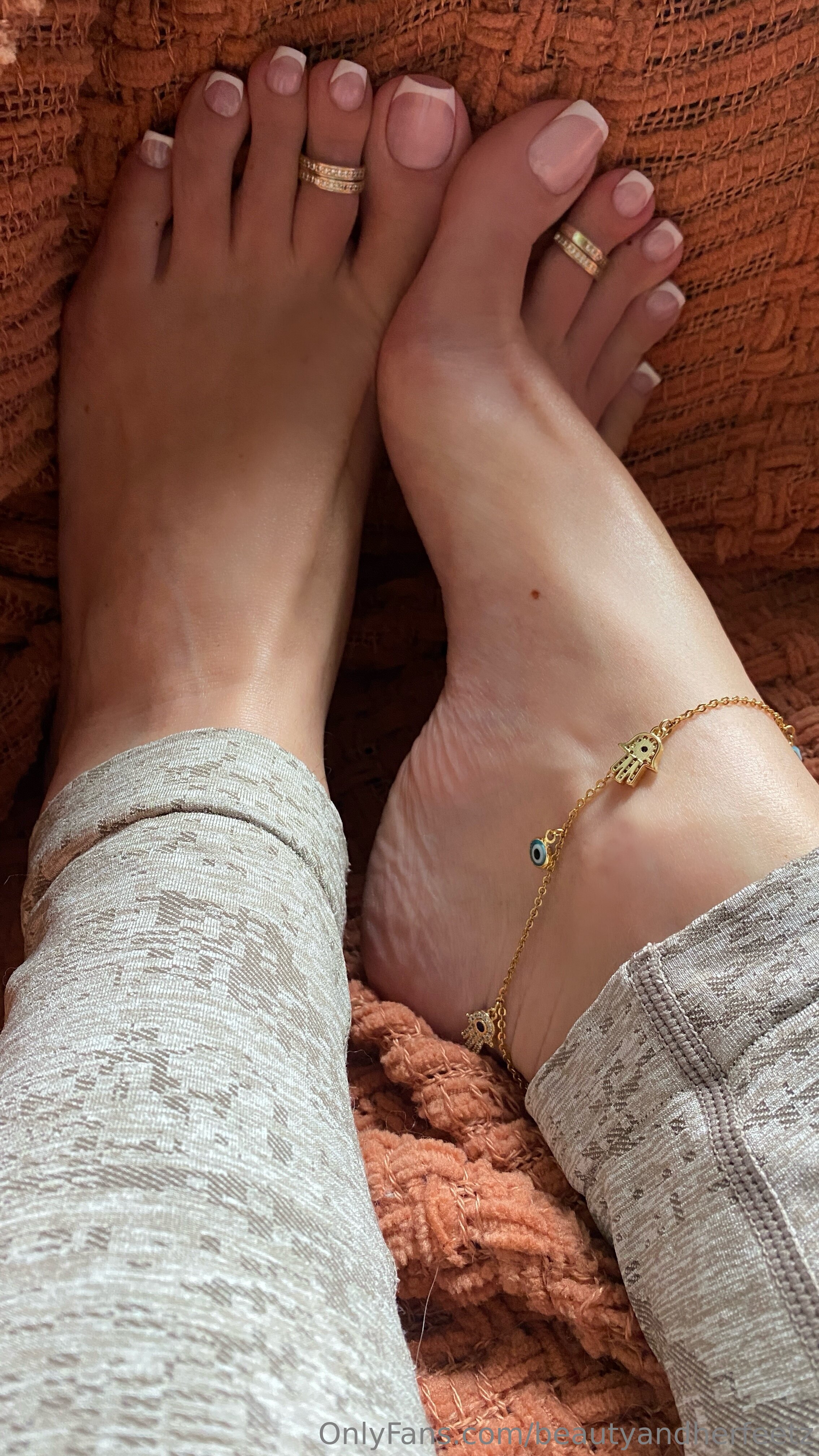 beautyandherfeetz feet photo 6
