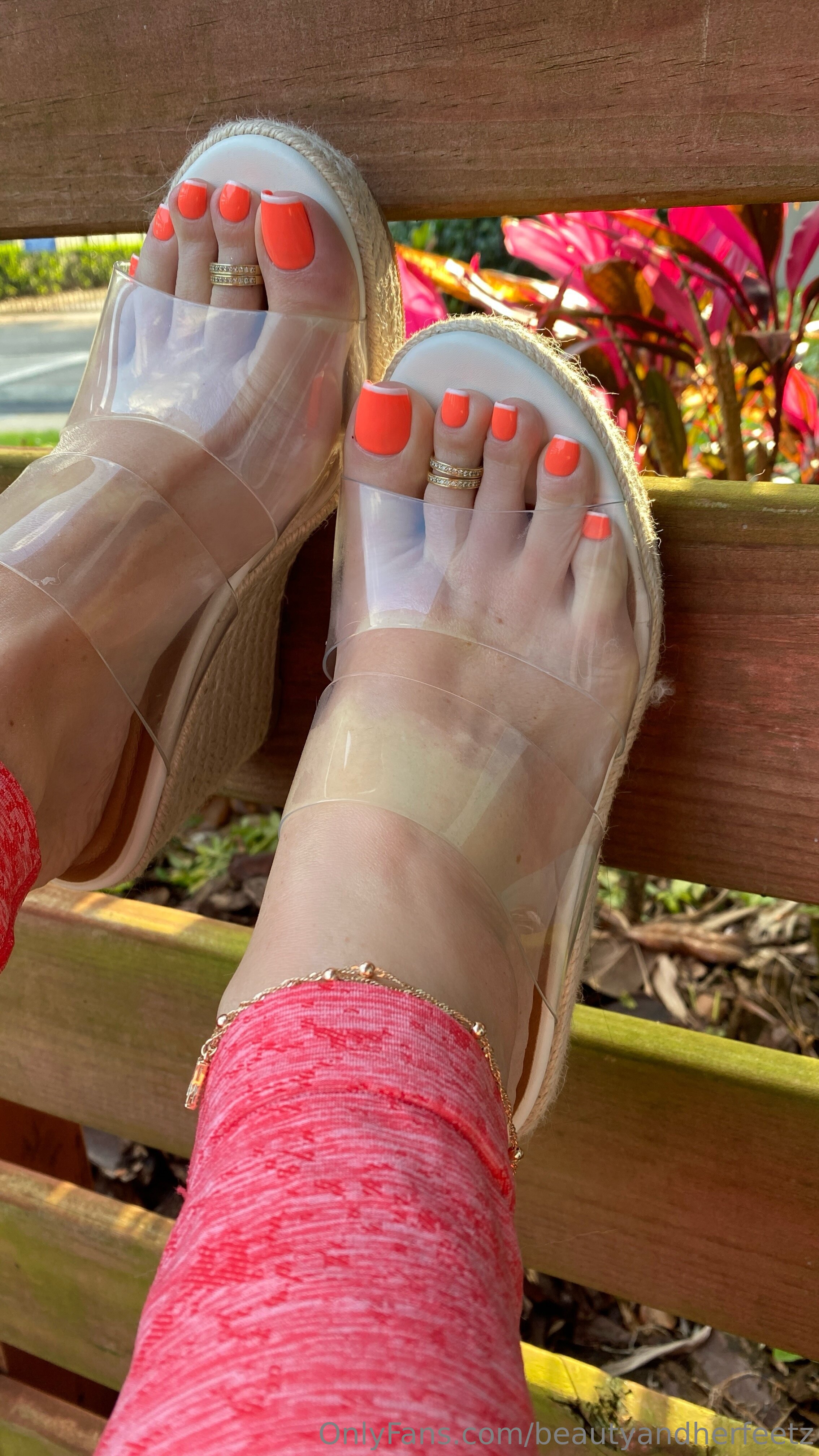 beautyandherfeetz feet photo 21