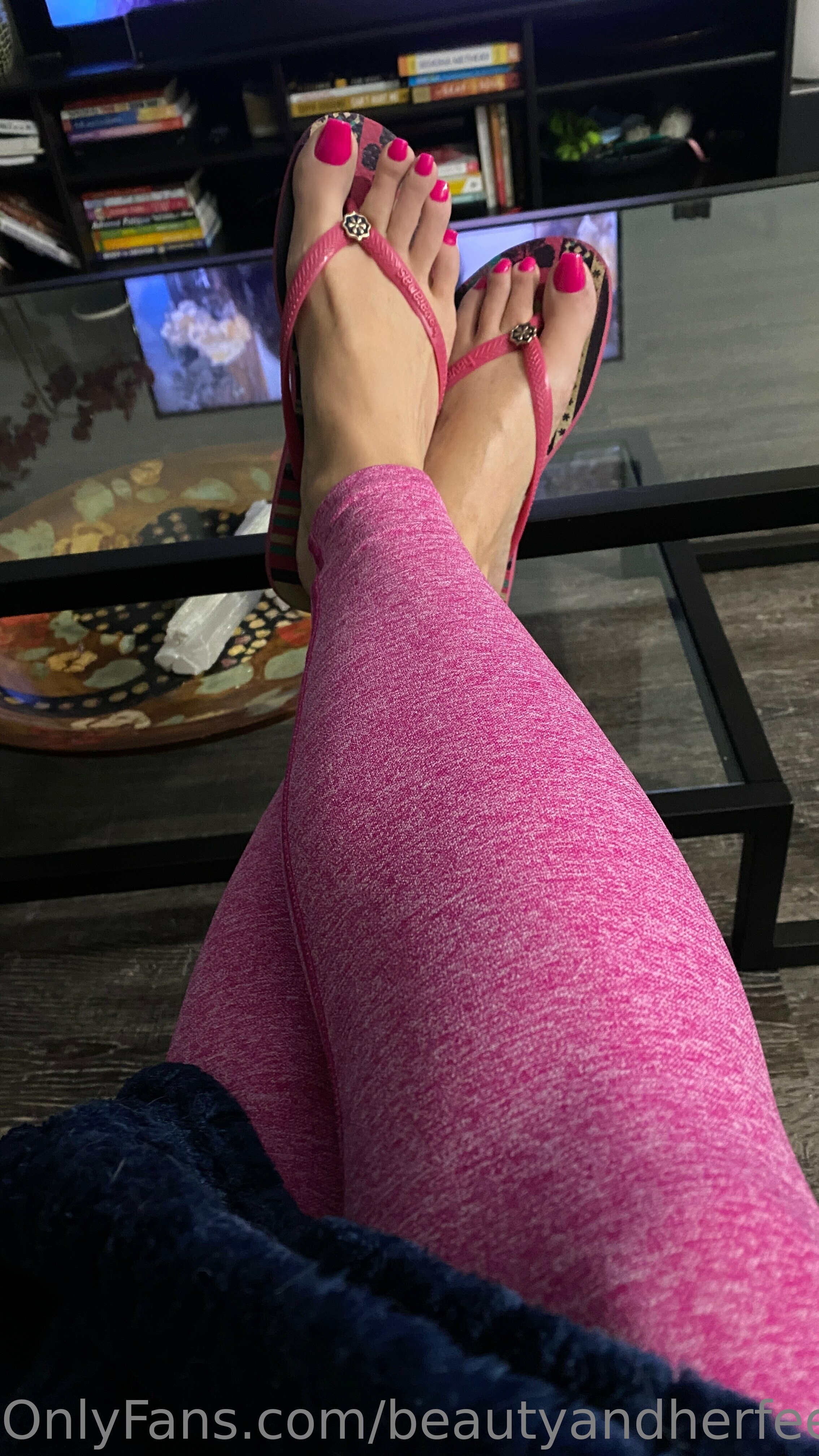 beautyandherfeetz feet photo 4