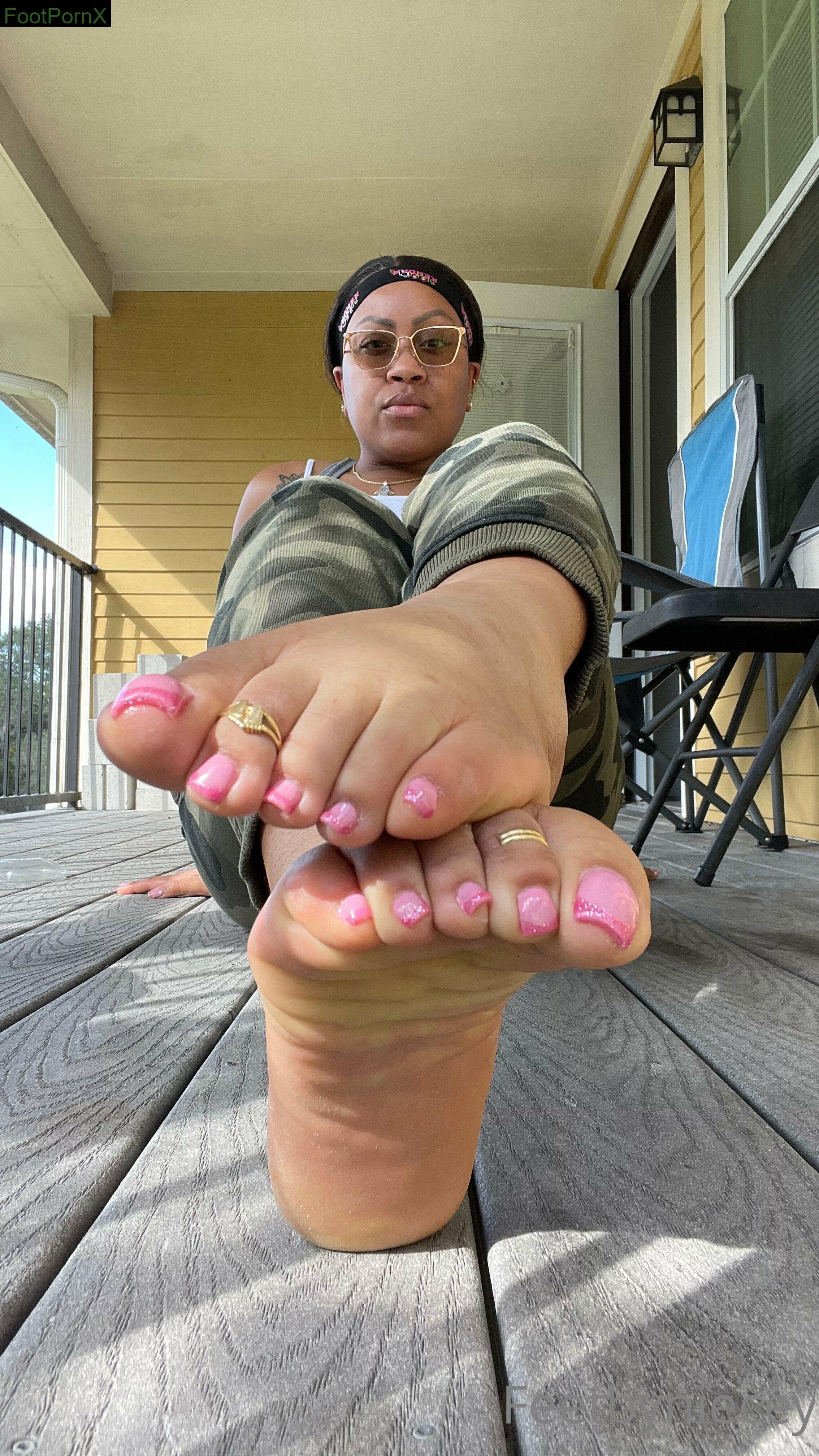 feetbynieceyy feet photo 13