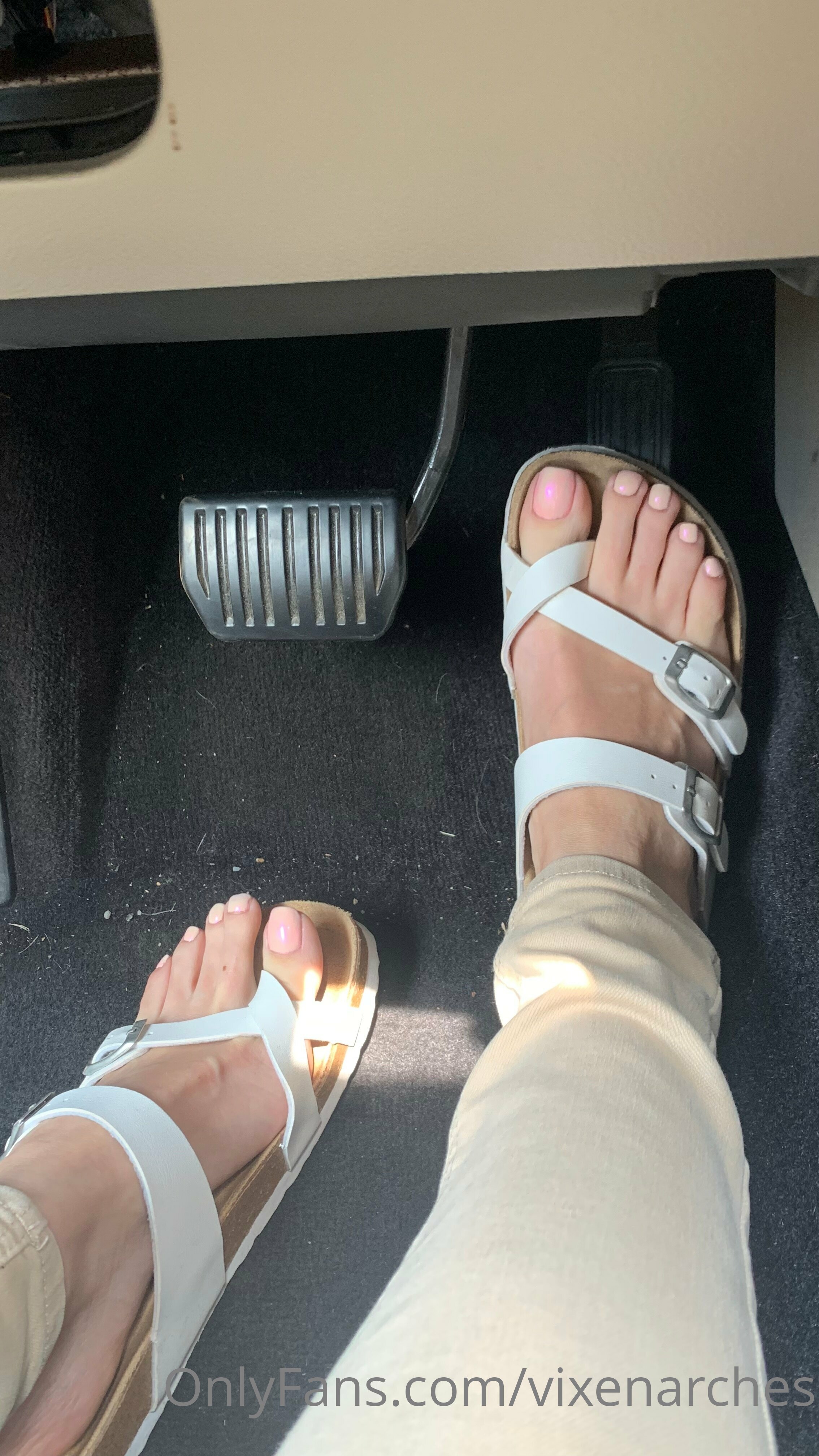 vixenarches feet photo 1