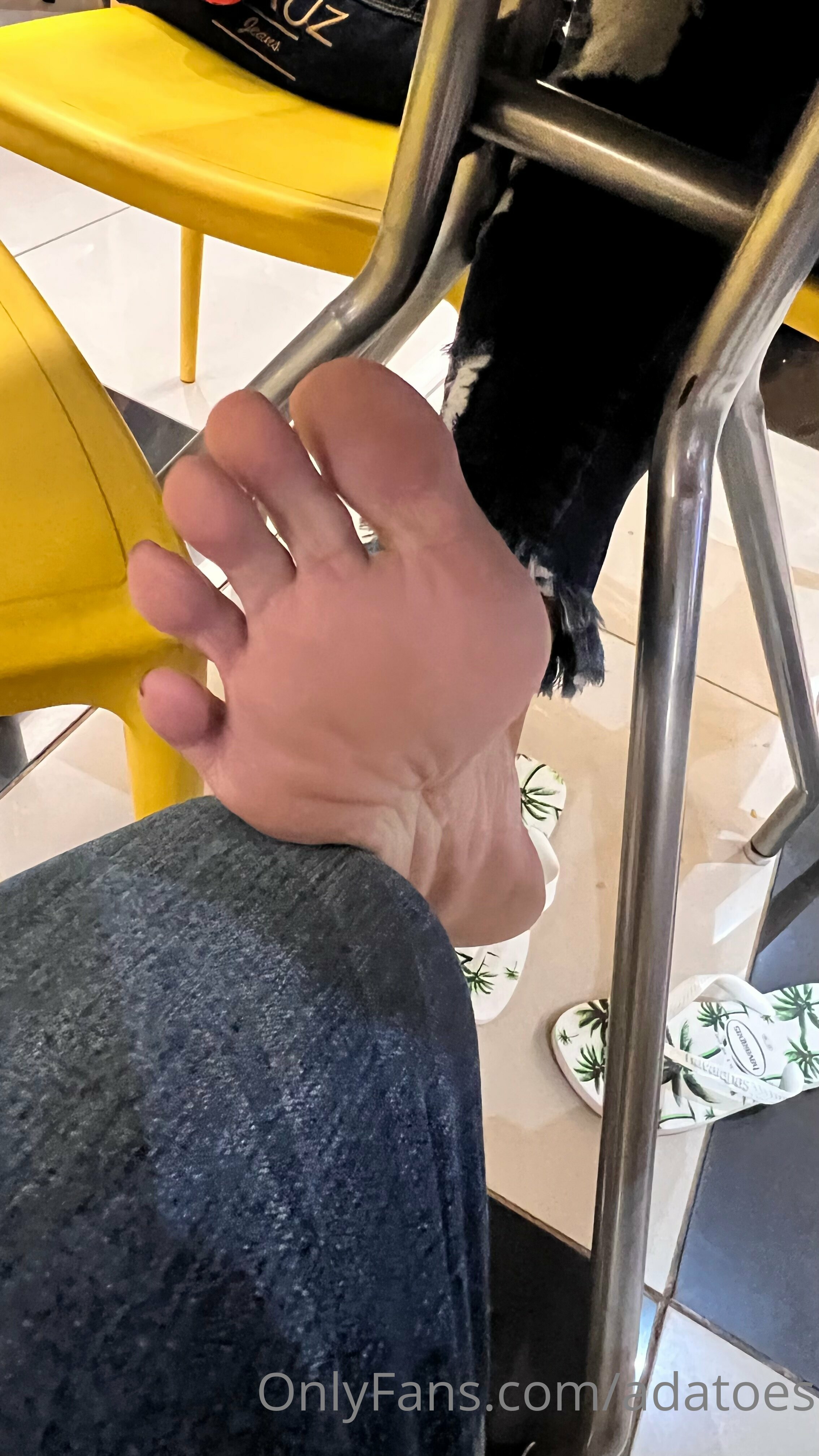 adatoes feet photo 10