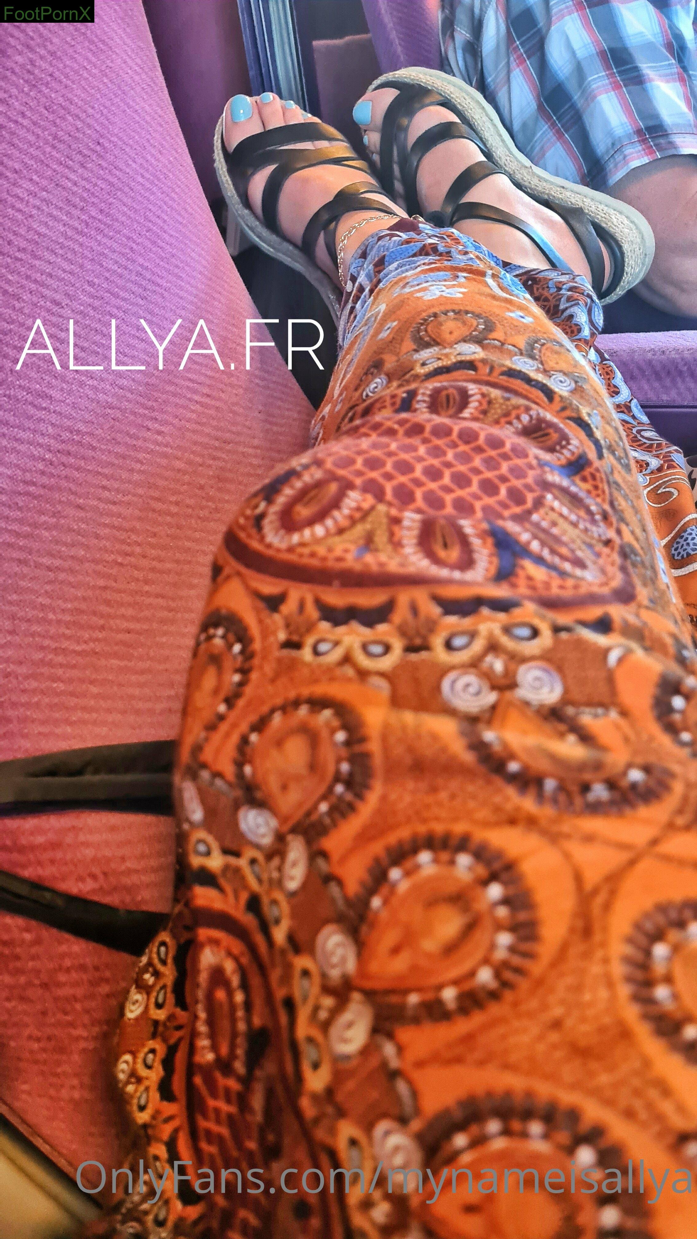 mynameisallya feet photo 20