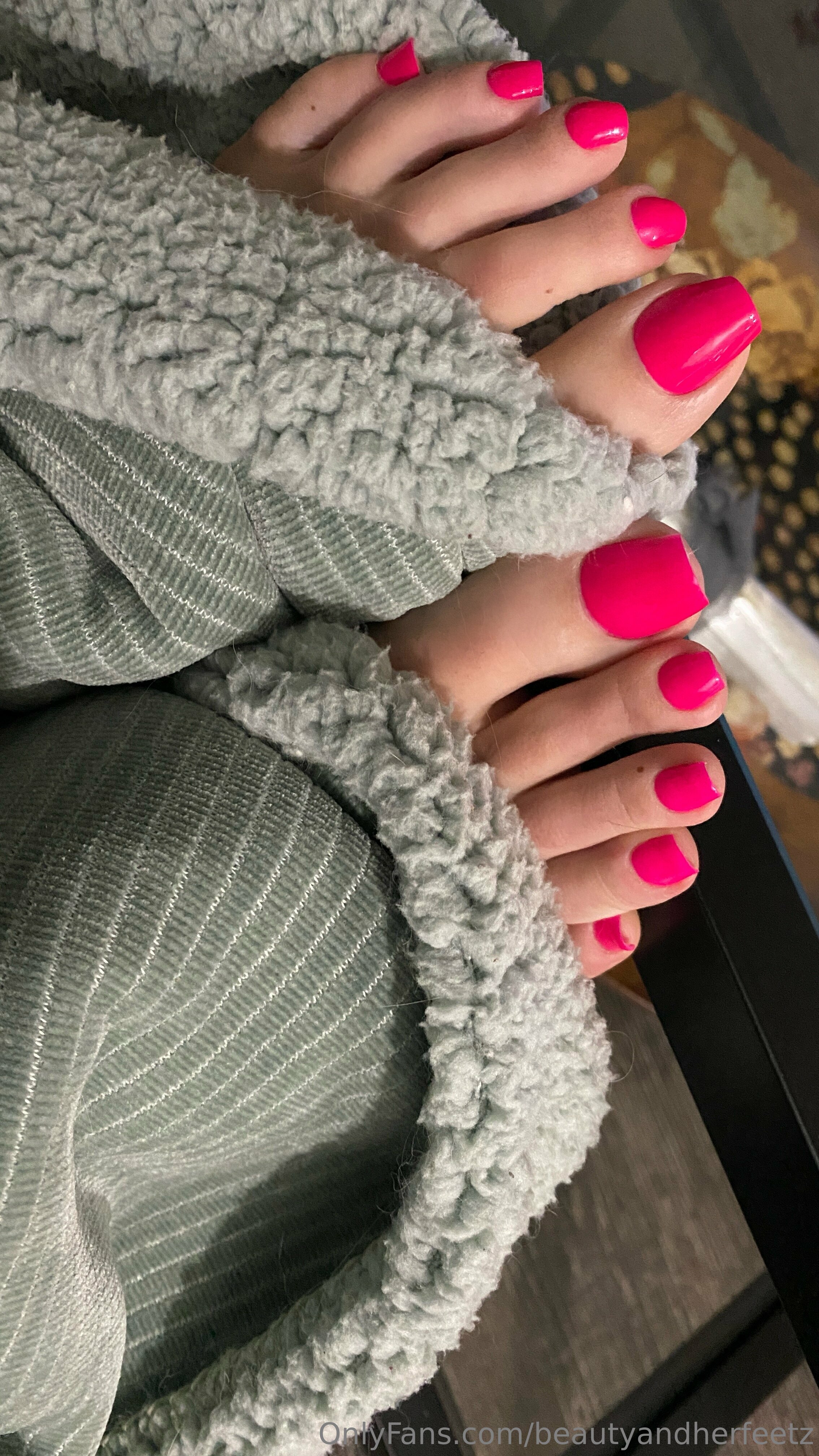 beautyandherfeetz feet photo 5
