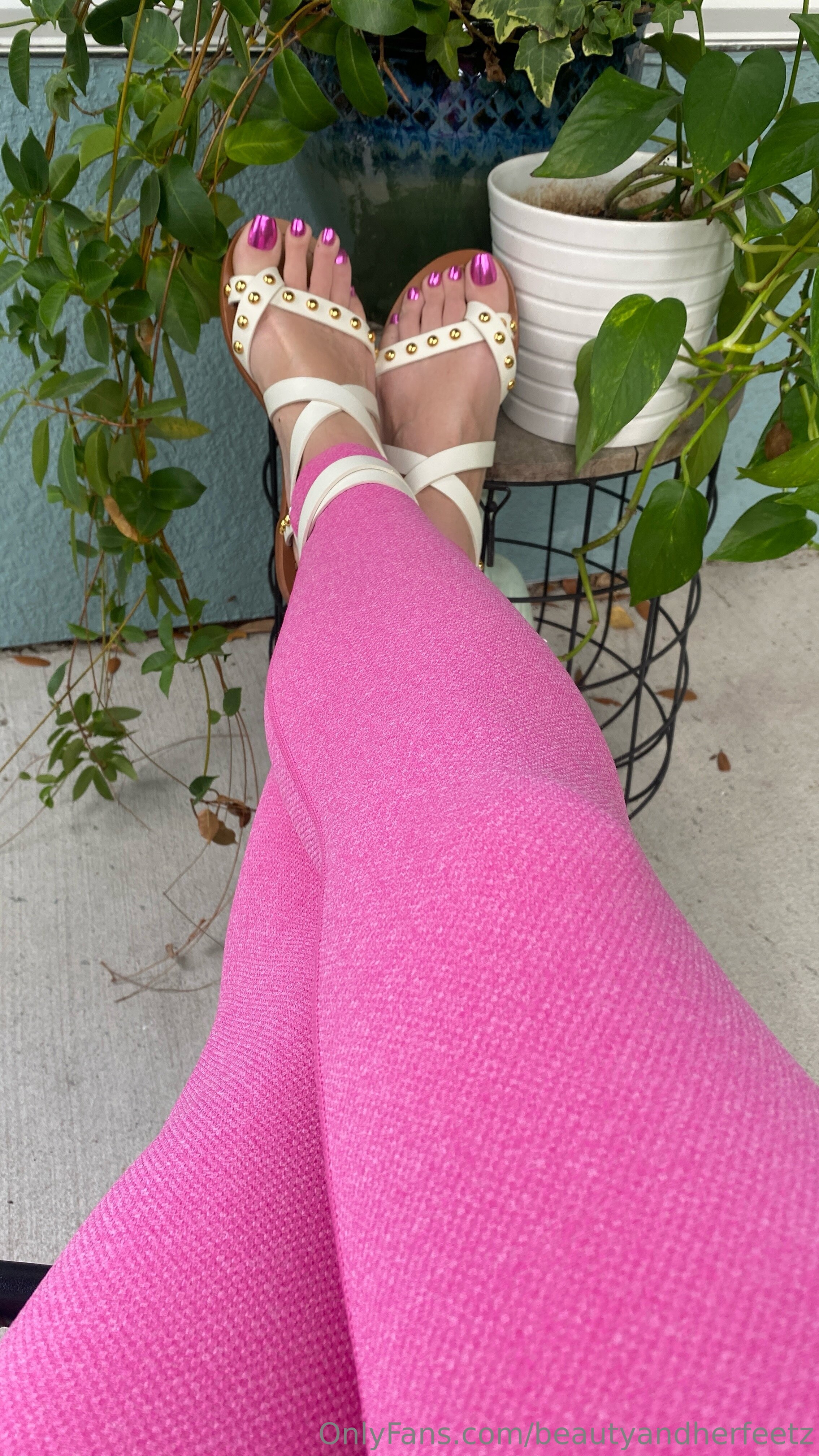 beautyandherfeetz feet photo 3