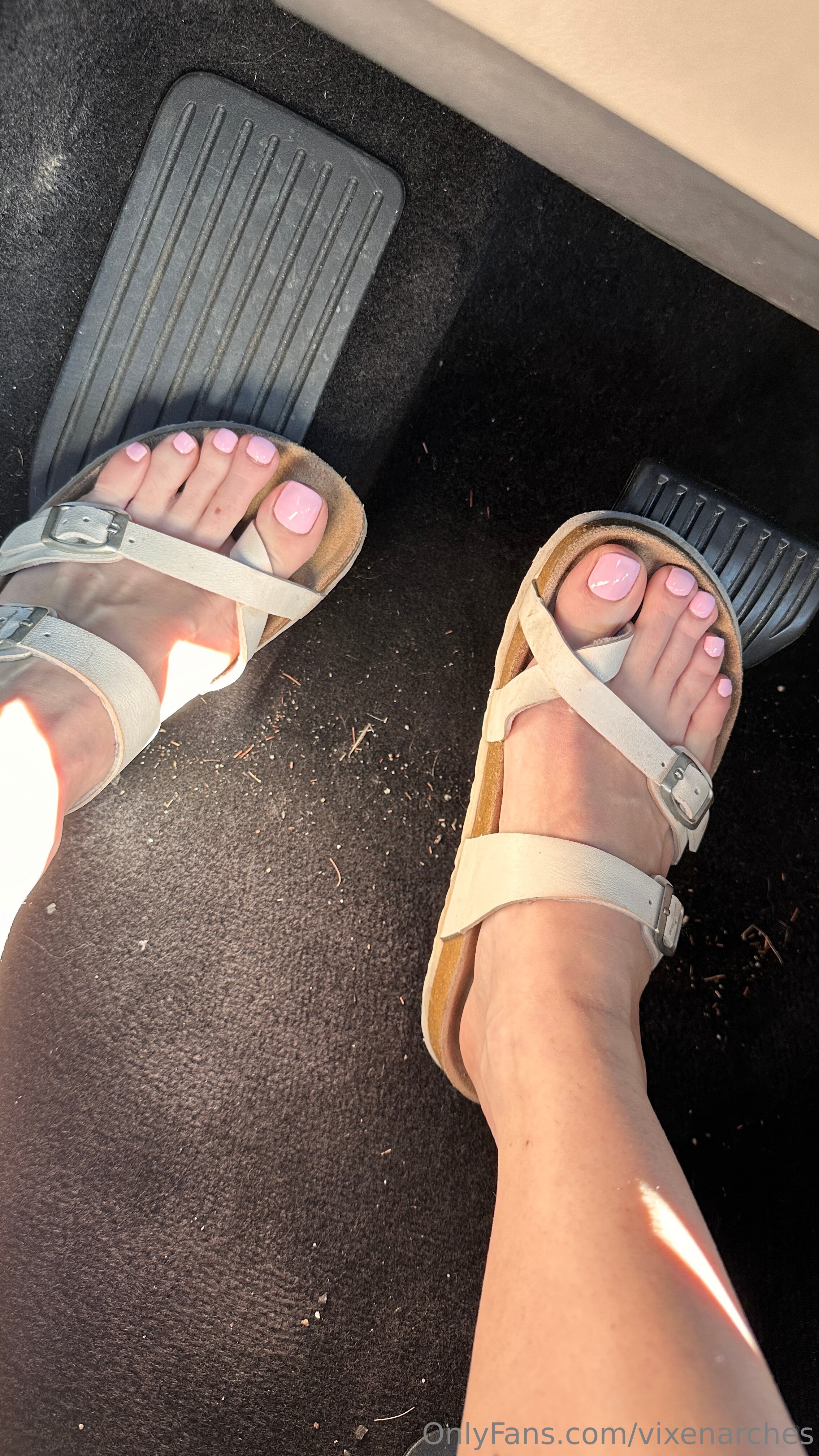 vixenarches feet photo 17