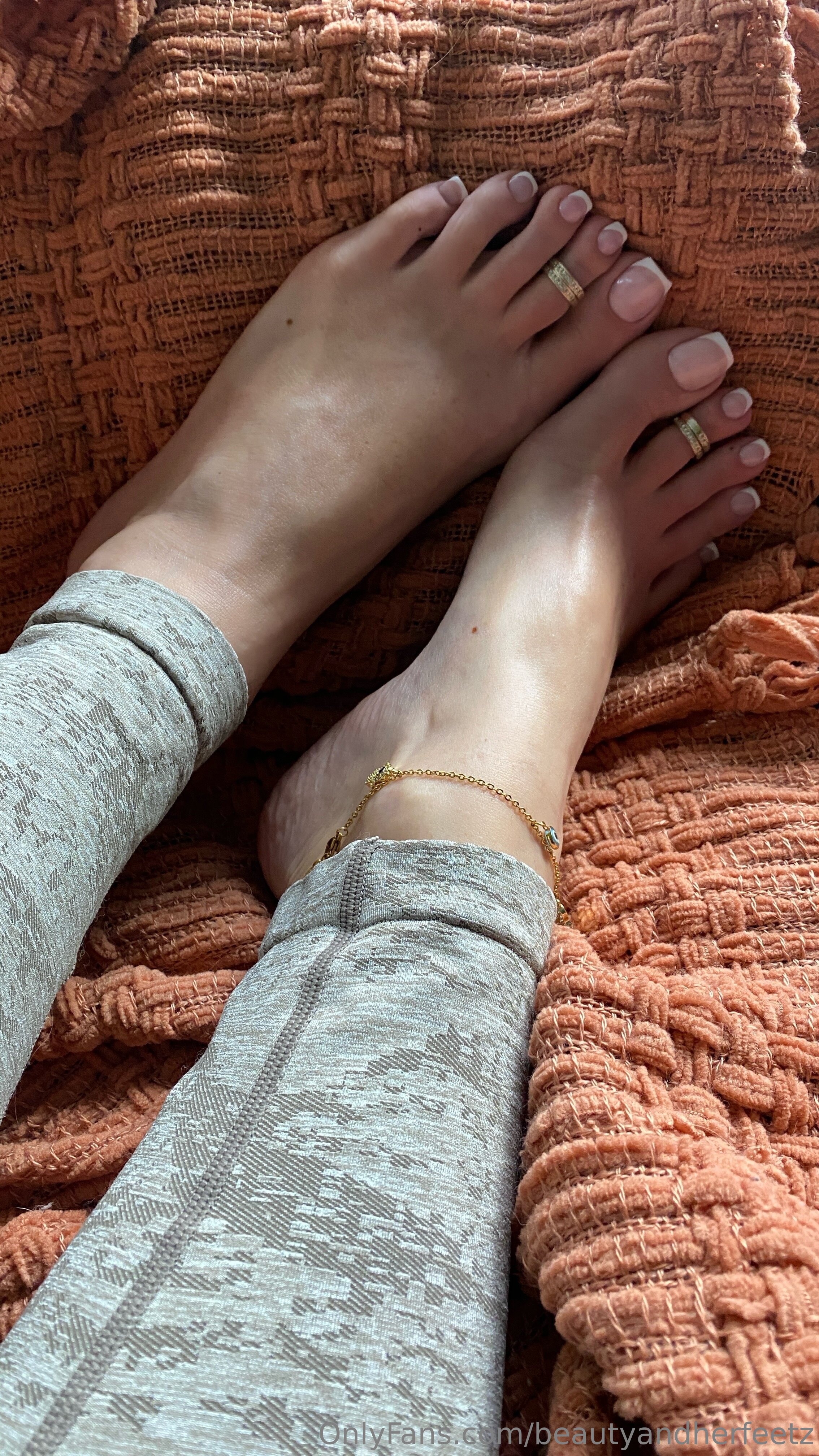 beautyandherfeetz feet photo 16