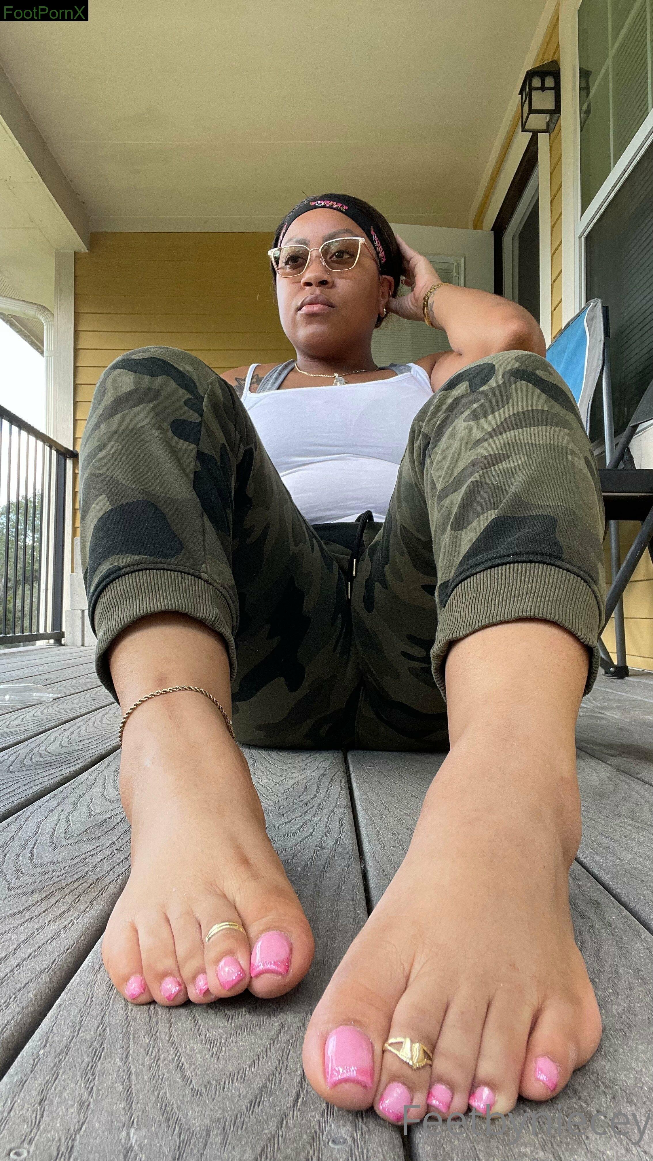 feetbynieceyy feet photo 12