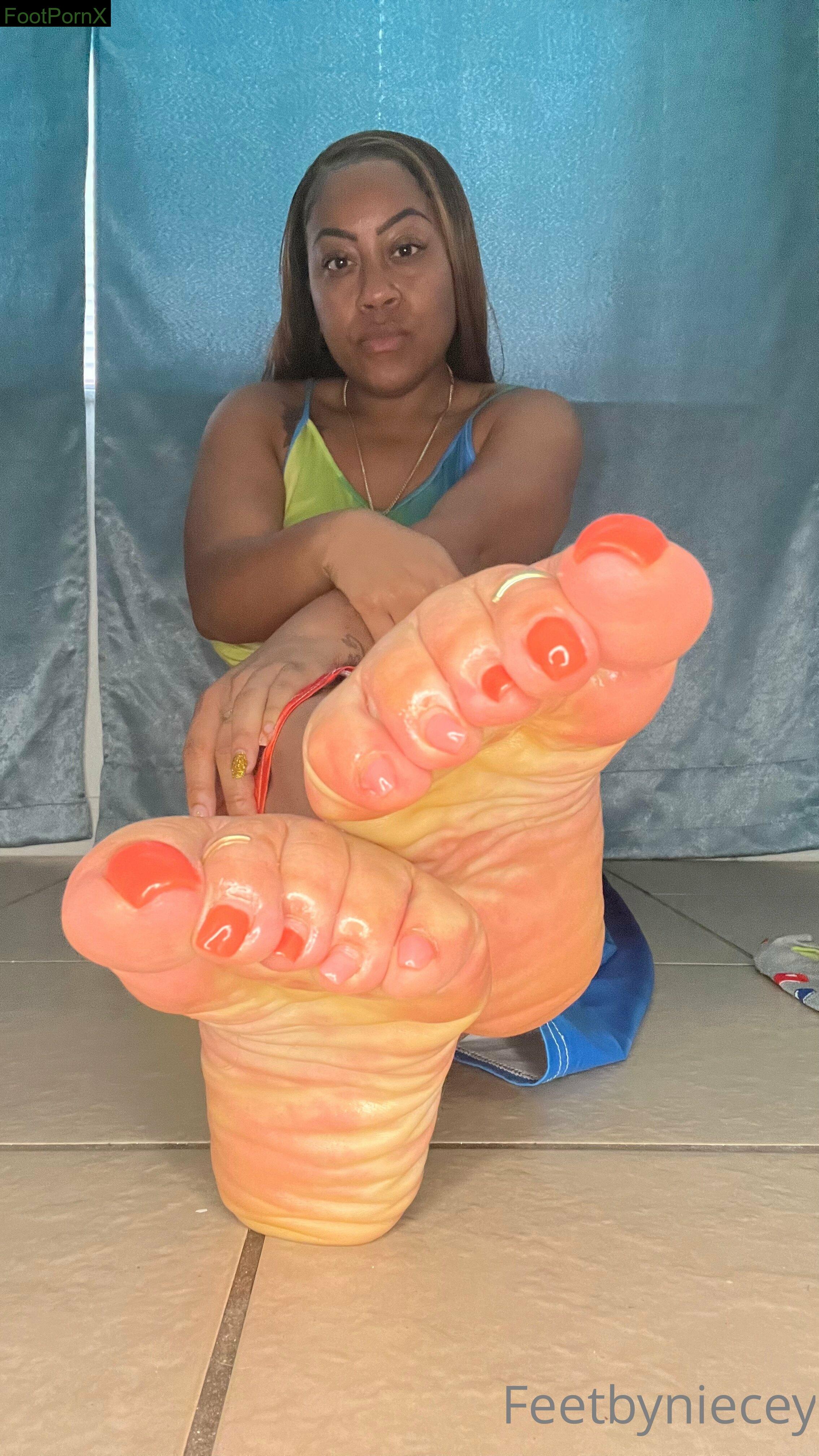 feetbynieceyy feet photo 14