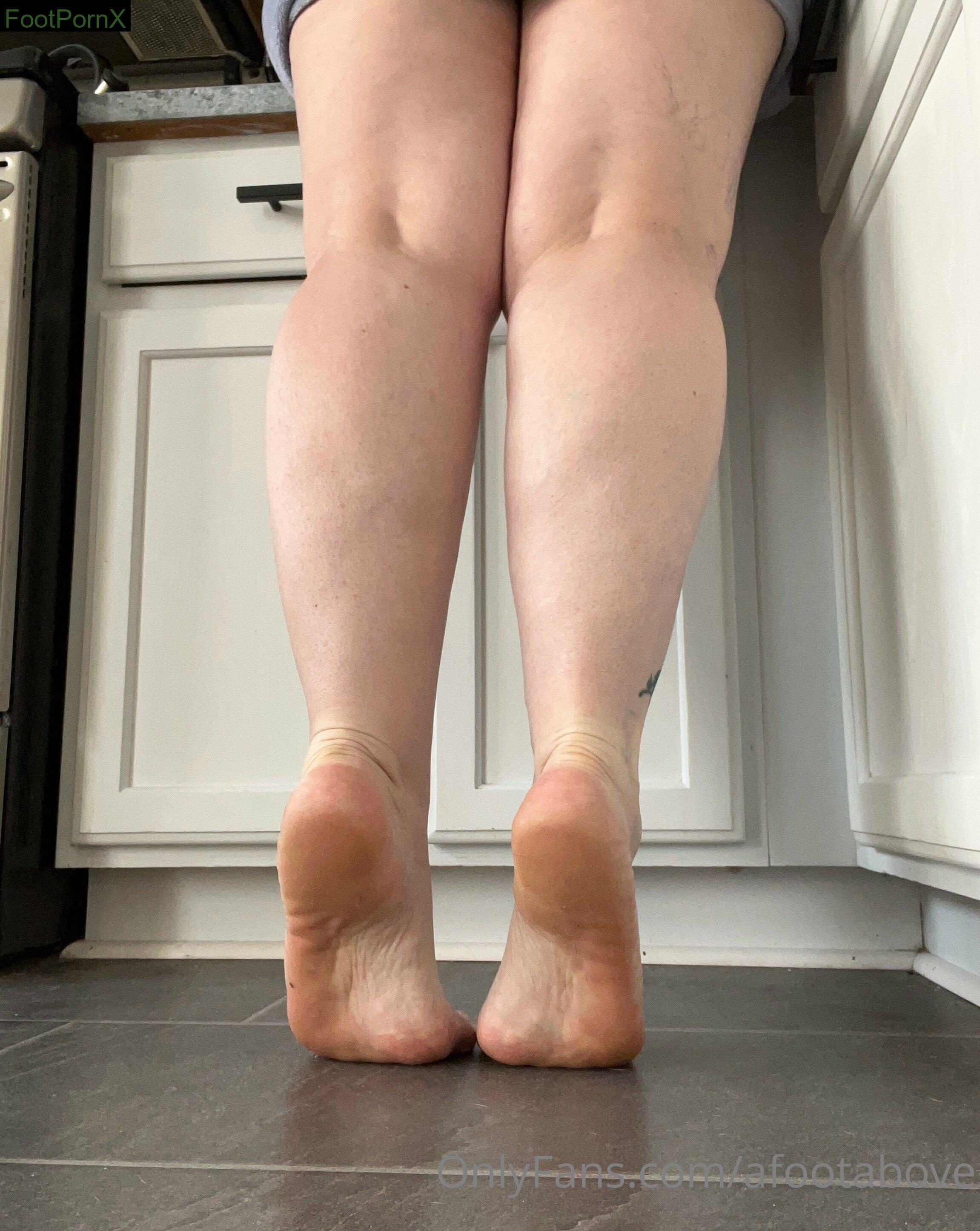afootabove feet photo 12