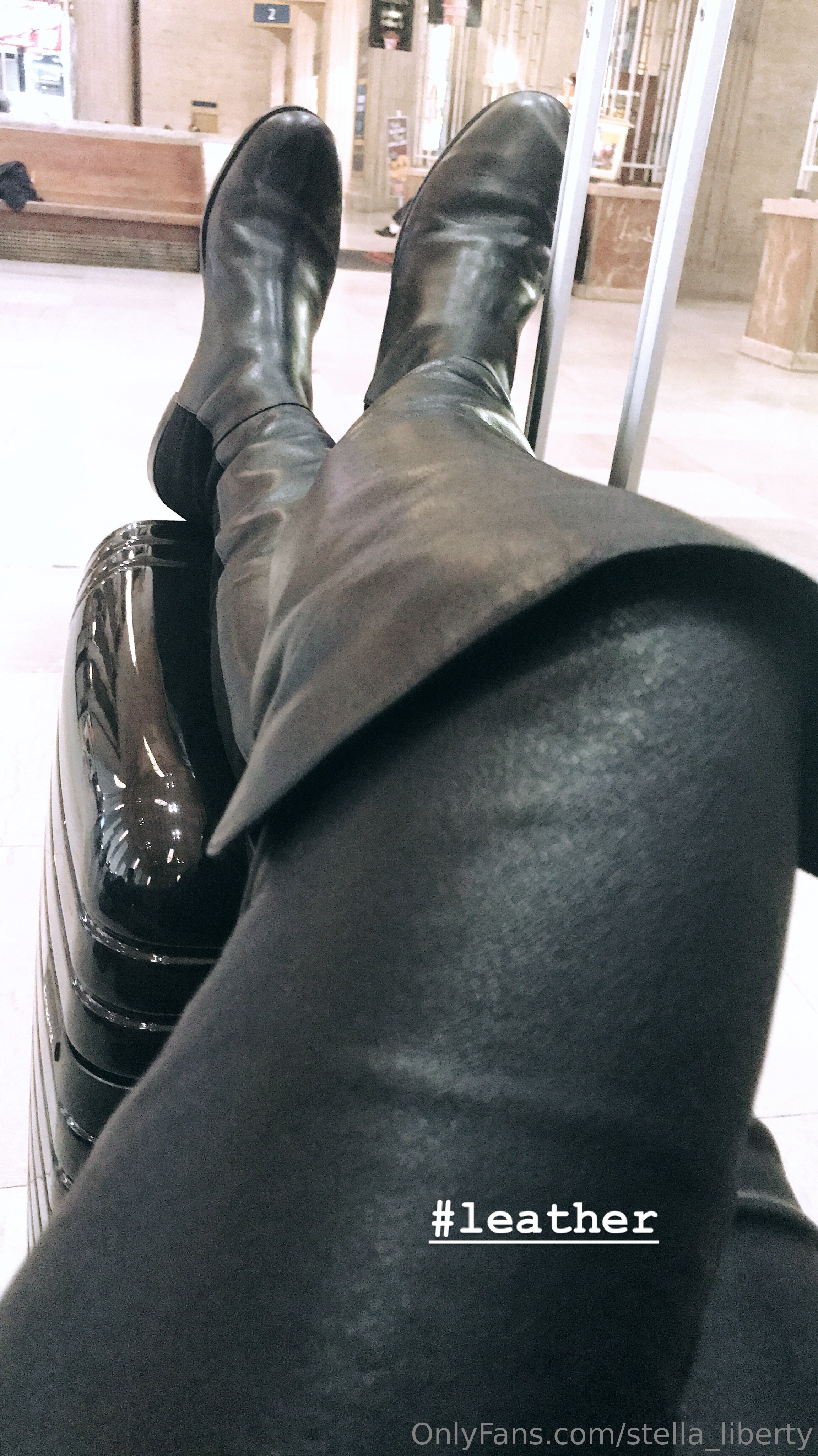 stella_liberty feet photo 21