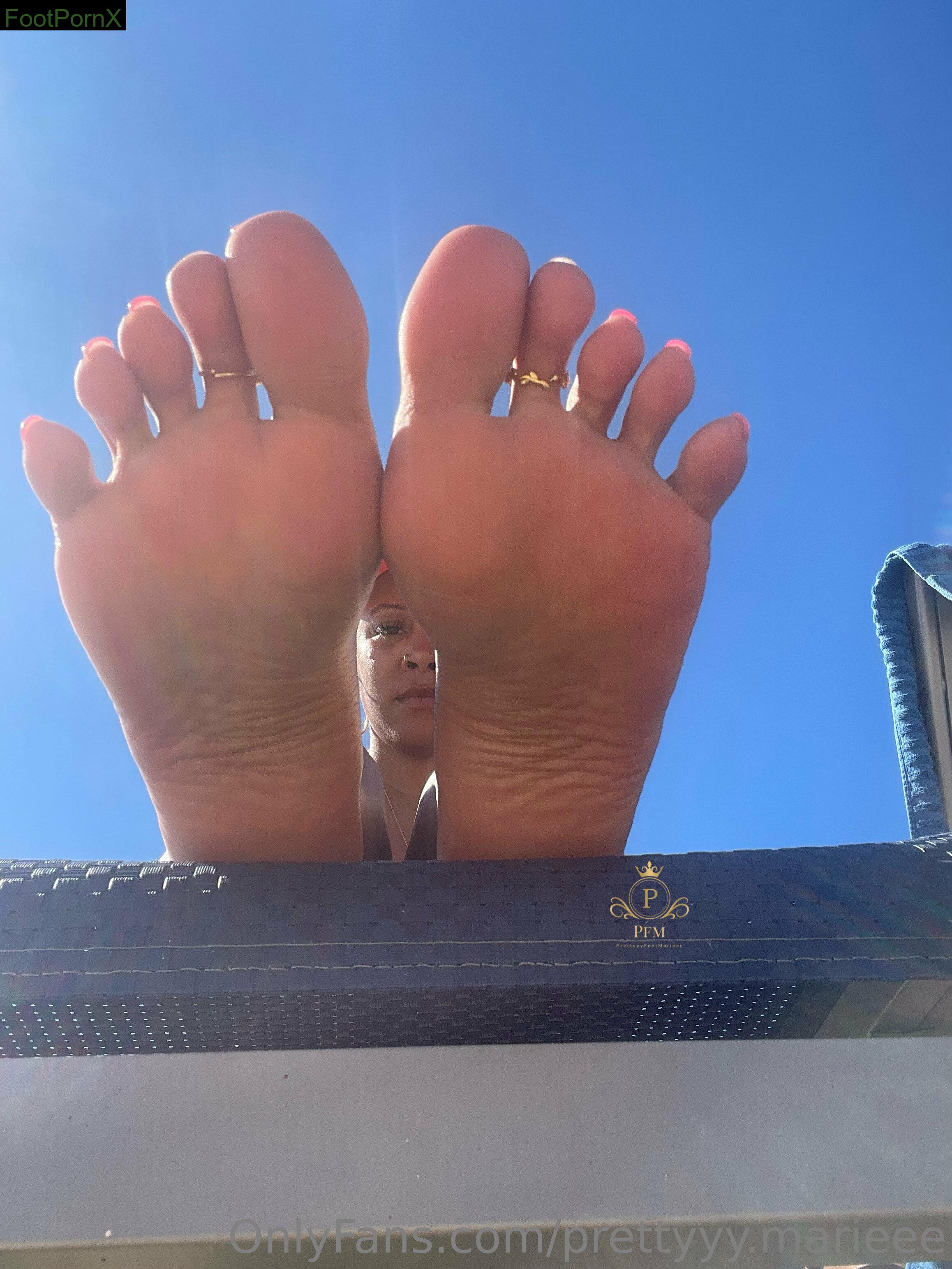 prettyyy.marieee feet photo 1