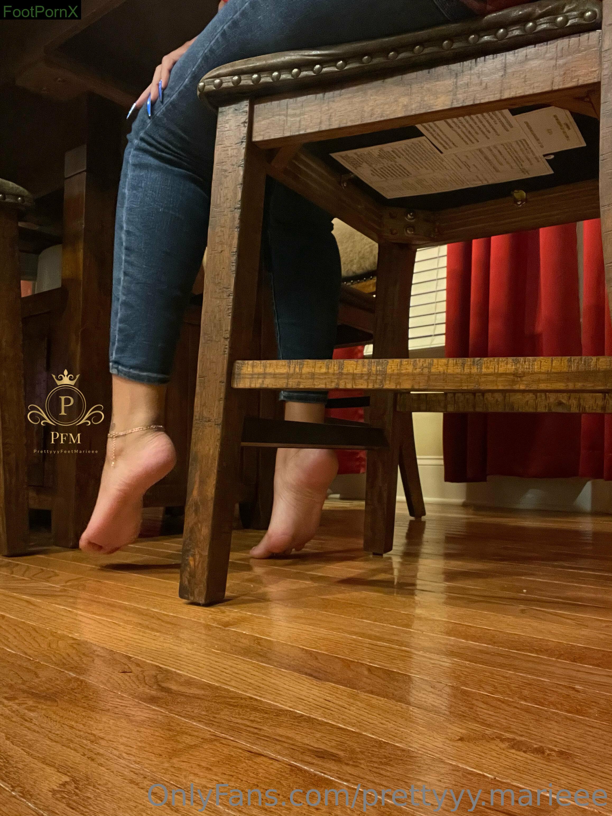prettyyy.marieee feet photo 17