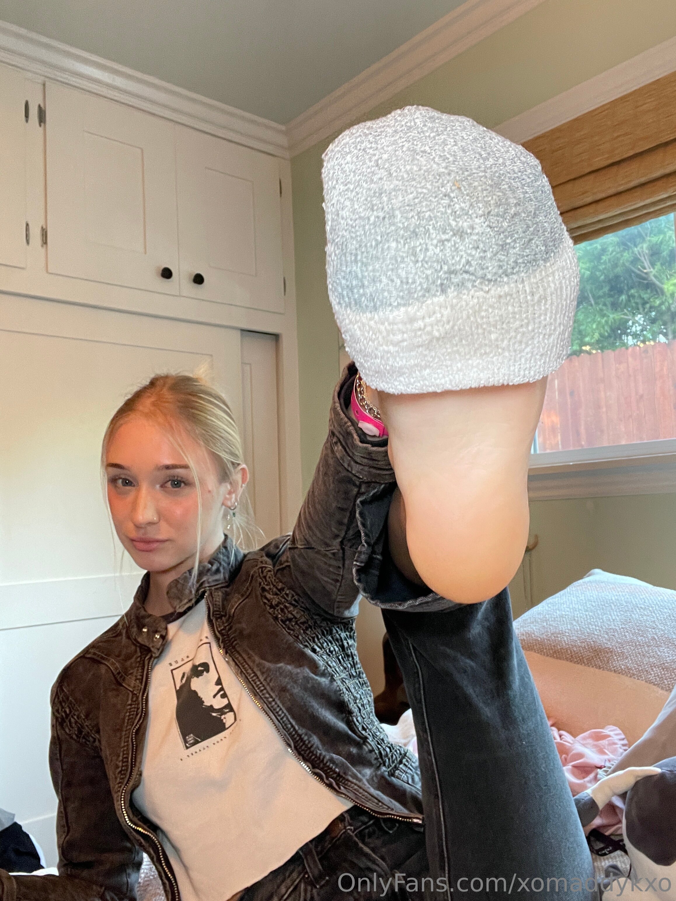 xomaddykxo feet photo 20