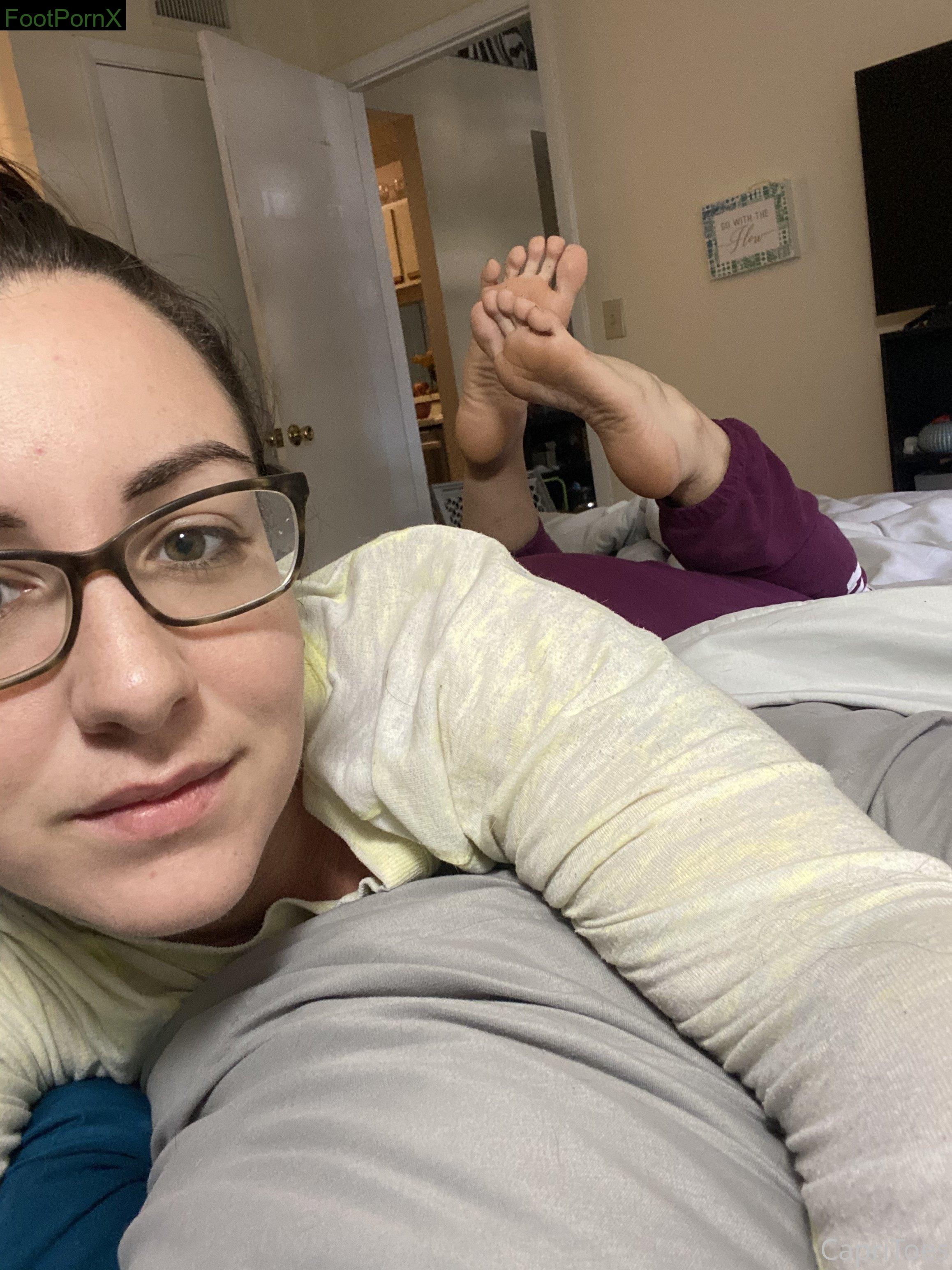 capritoes feet photo 20