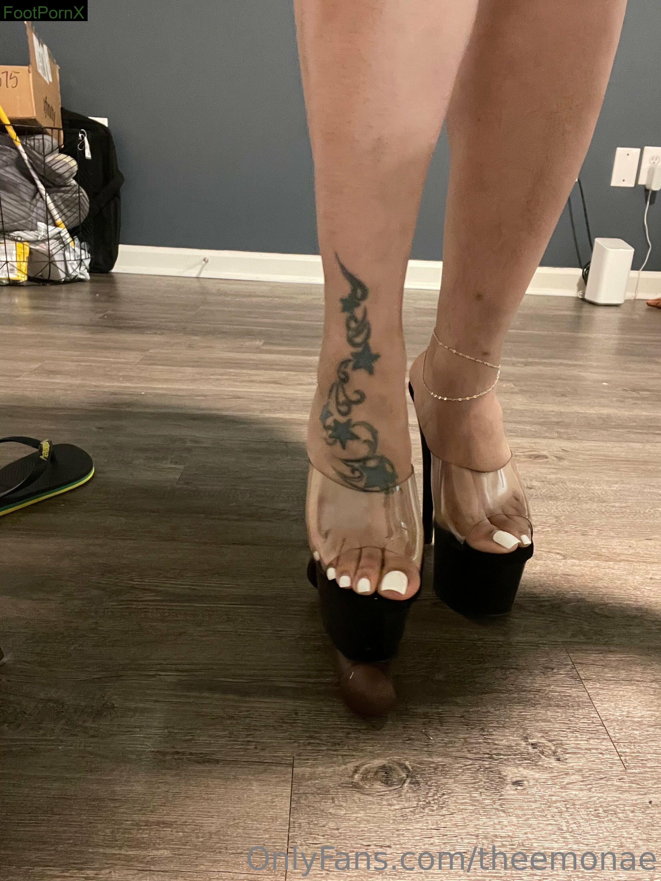 theemonae feet photo 5