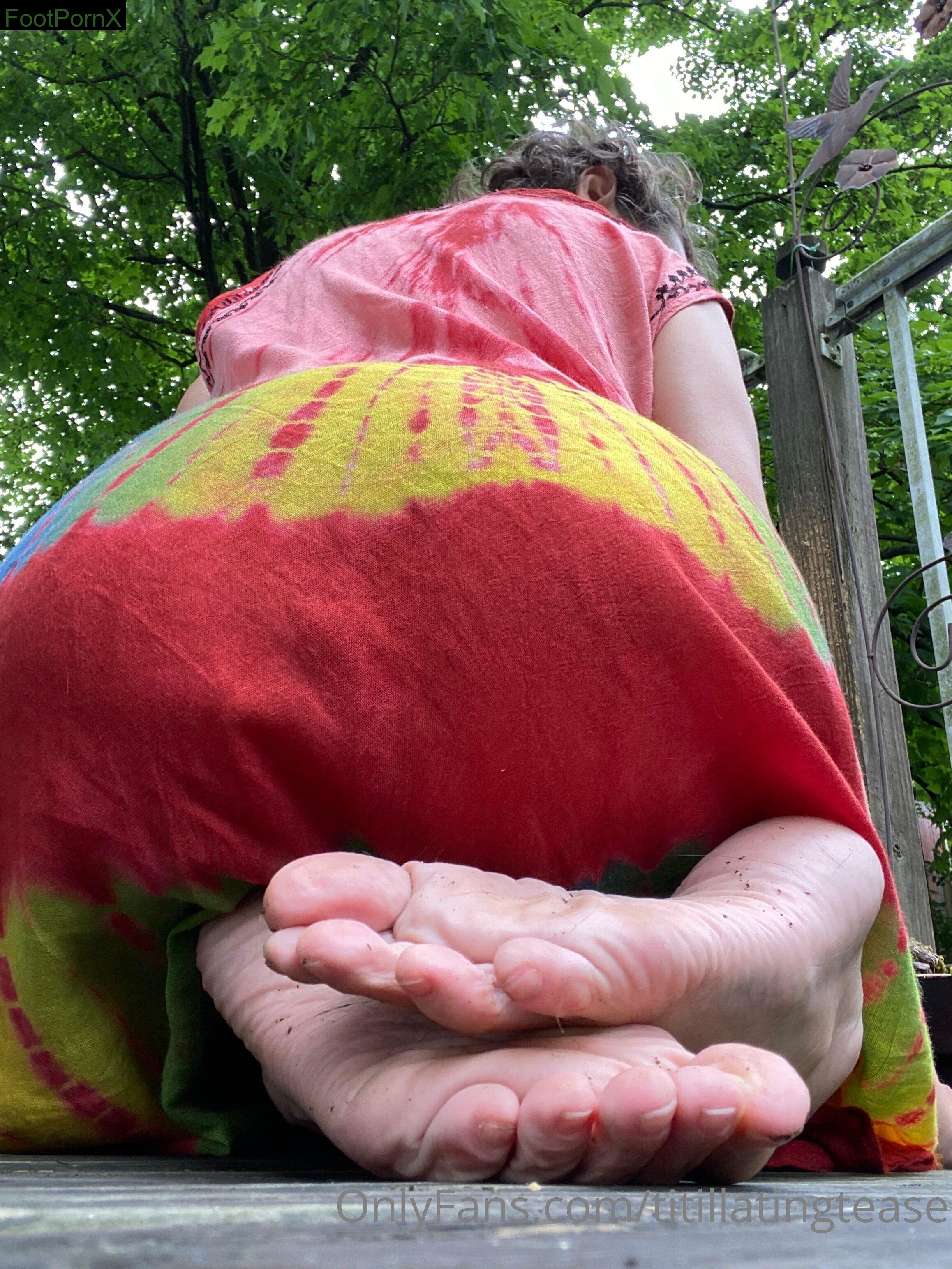 titillatingtease feet photo 20