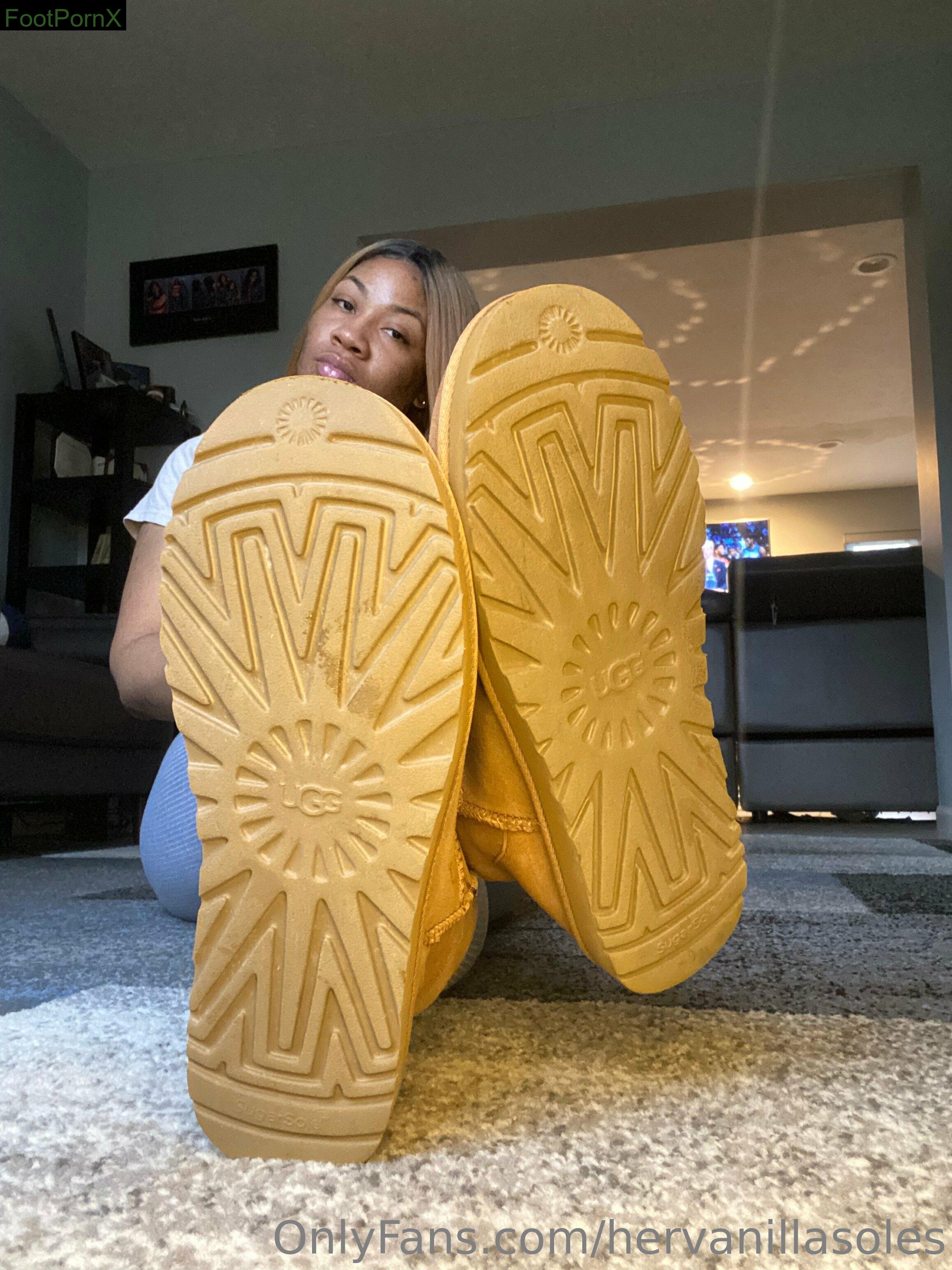 hervanillasoles feet photo 1